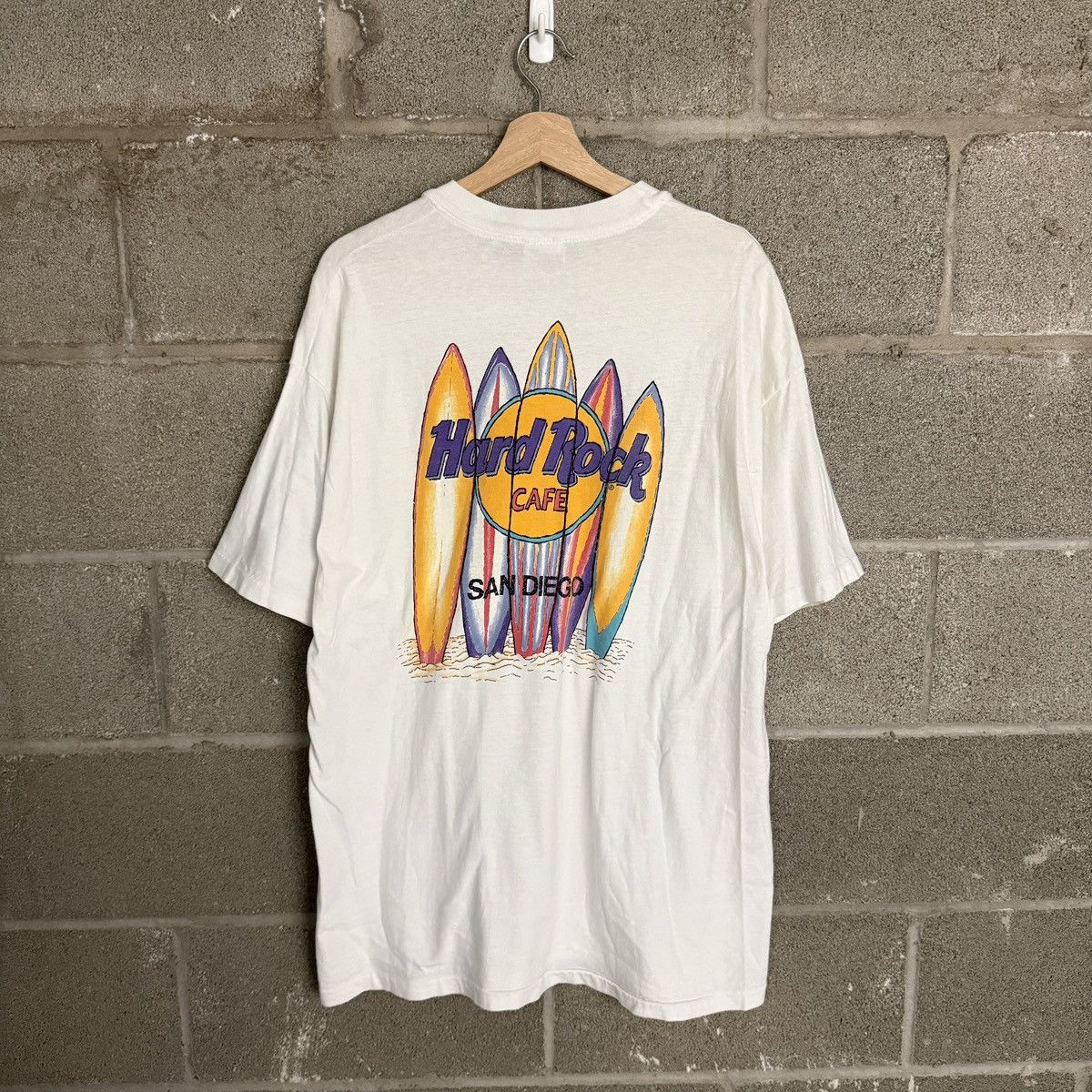 Hanes VTG Hanes Hard Rock Cafe San Diego Surf White Tee Mens XL Size US XL / EU 56 / 4 - 1 Thumbnail
