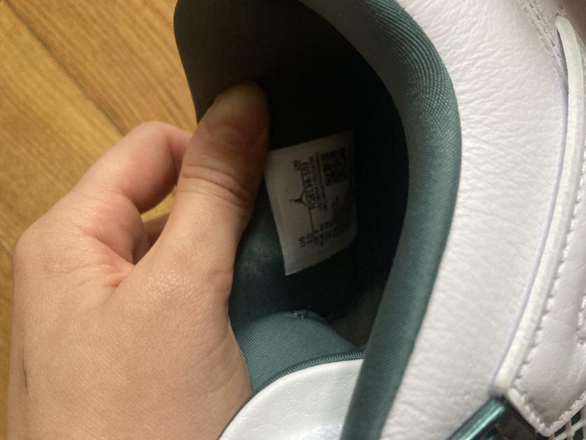 Jordan Brand Air Jordan 4 Retro Oxidized Green Size US 10 / EU 43 - 4 Thumbnail