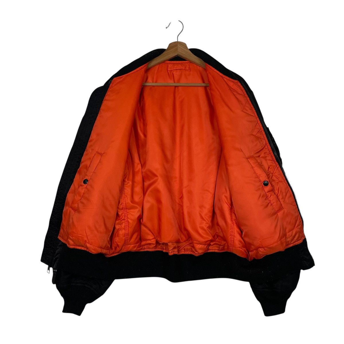 Avirex Avirex USAF MA-1 Bomber Size US L / EU 52-54 / 3 - 11 Thumbnail