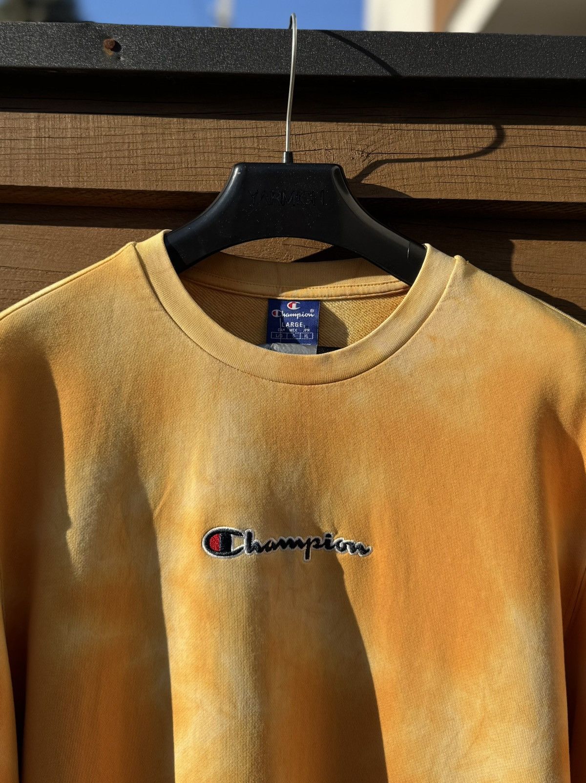 Champion Vintage Y2K Champion Embroidered Burn Orange Sweatshirt Size US L / EU 52-54 / 3 - 2 Thumbnail