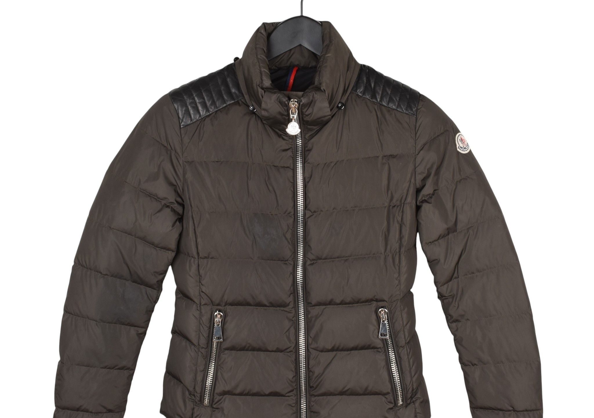 Moncler Original Moncler Oiron Women Down Jacket Size 1 / S H5863 Size S / US 4 / IT 40 - 2 Thumbnail