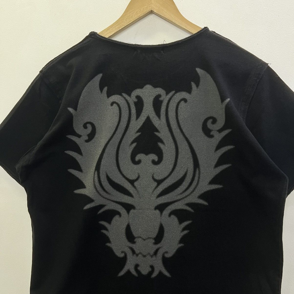 Playstation FINAL FANTASY CLOUDY WOLF JUN MATSUI+TETSUYA NOMURA TSHIRT Size US M / EU 48-50 / 2 - 3 Thumbnail