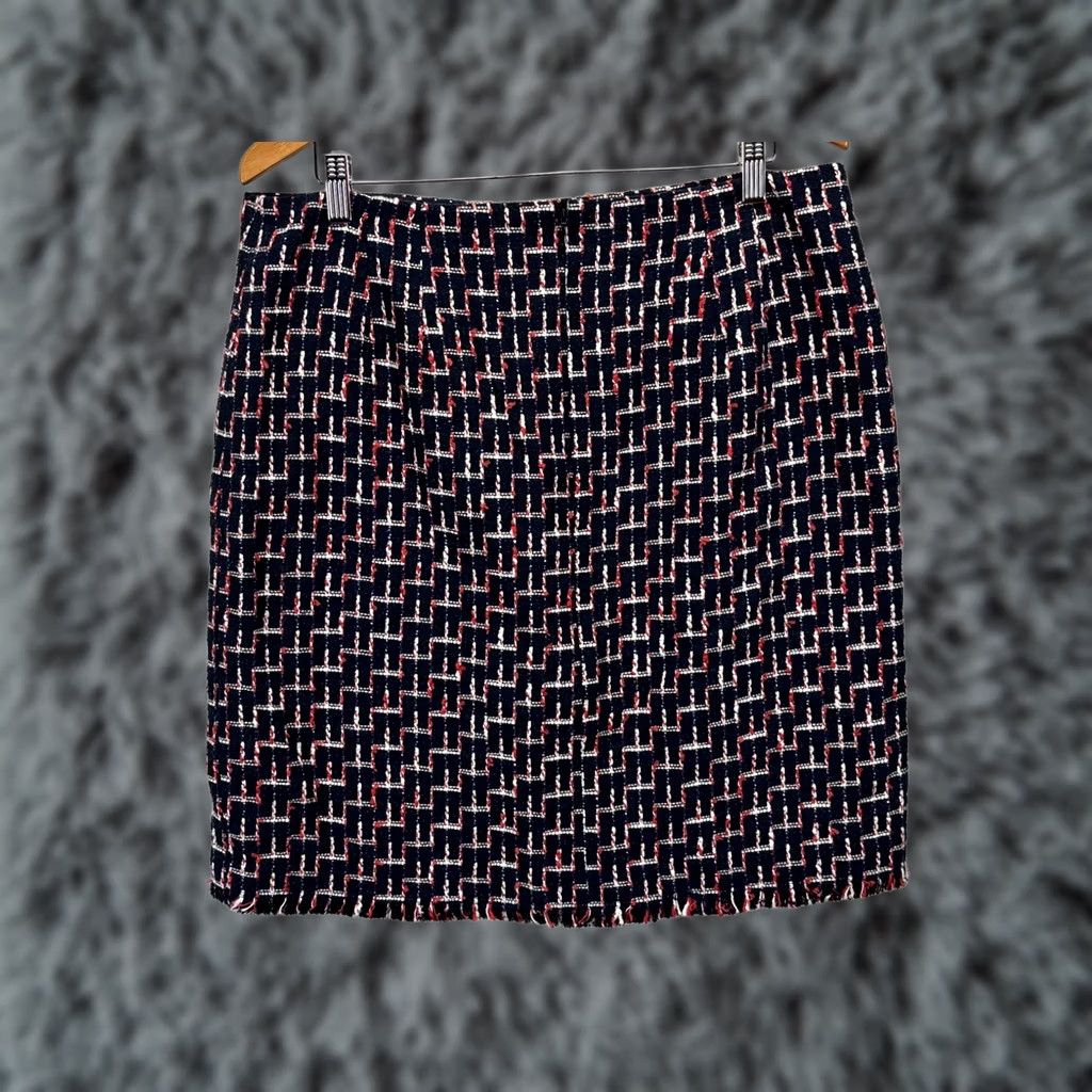Talbots Talbots Skirt Womens 16P Petite Knee Length Tweed Button Wrap Career Academia Navy Multicolor Geometric Pattern"} Size 38" / US 16 / IT 52 - 1 Thumbnail