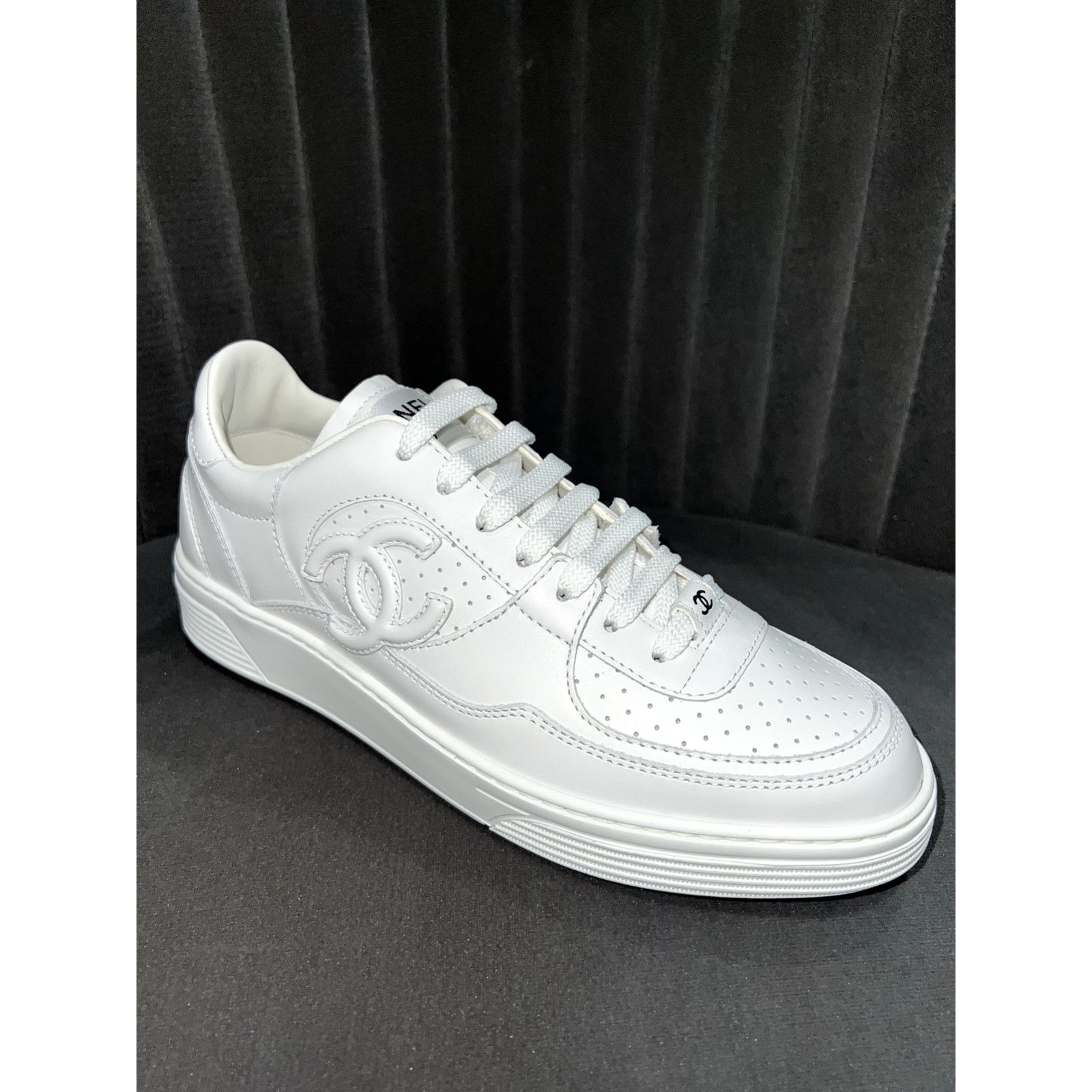Chanel REV Calfskin CC Logo Tie Flat Runner Trainer Sneaker 37 Size US 7 / IT 37 - 3 Thumbnail