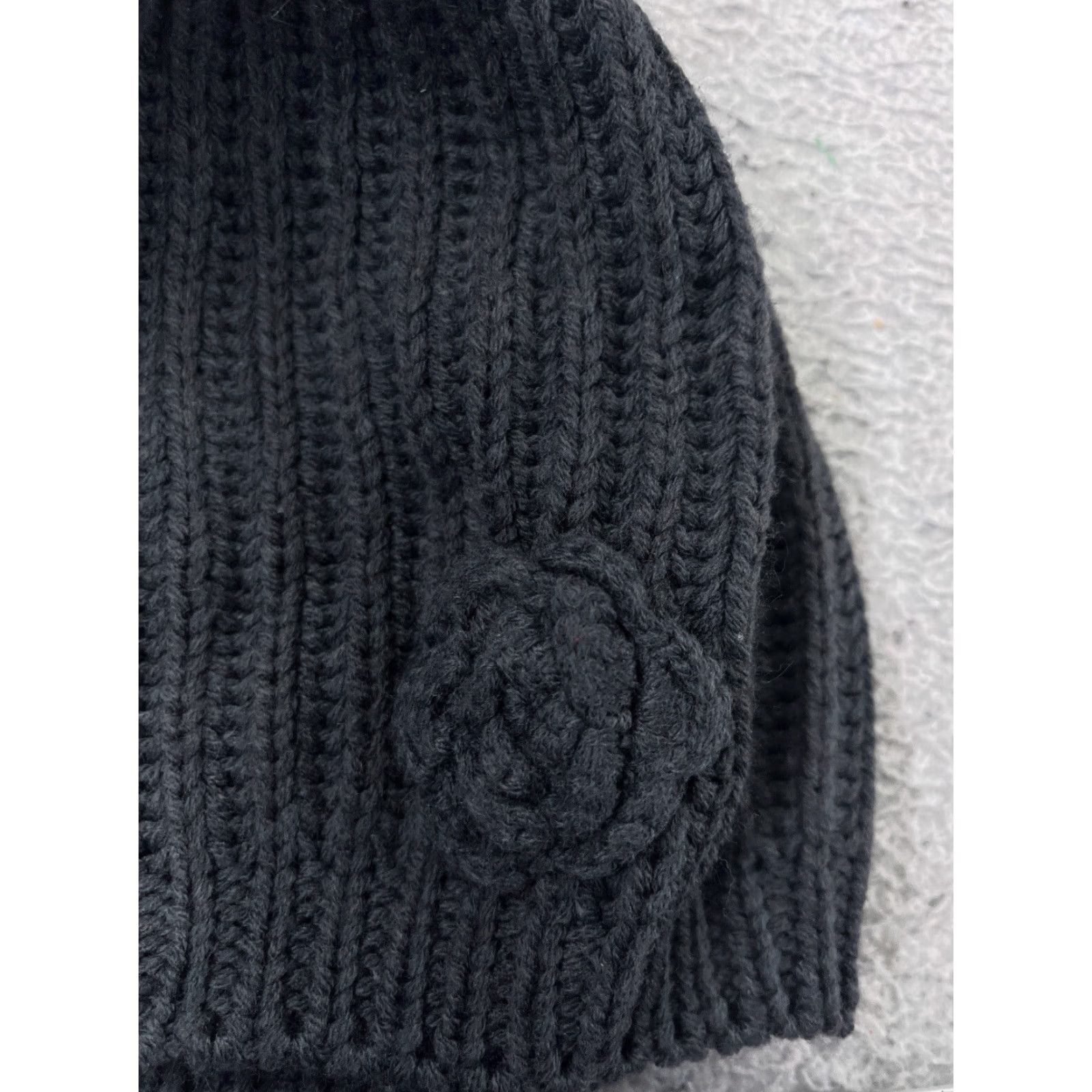 Vintage Floral Gray Beanie Womens One Size Knit Acrylic Casual Ski Hat Size ONE SIZE - 2 Thumbnail