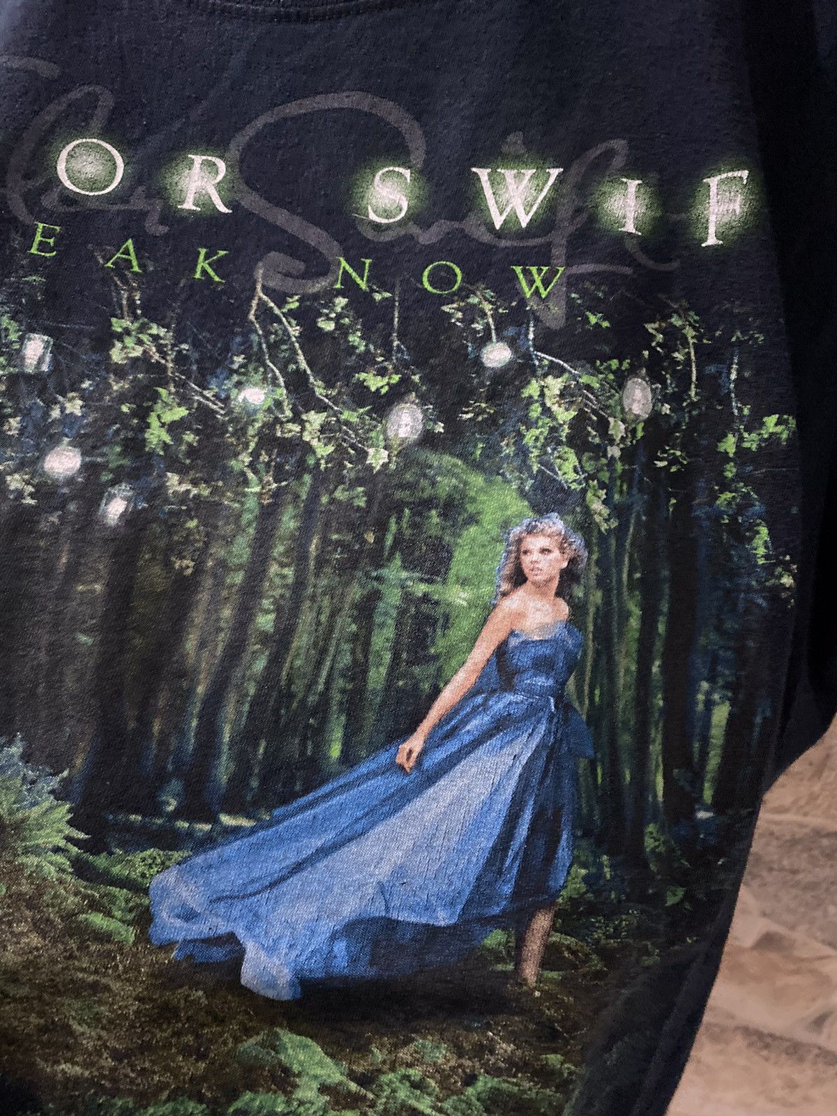 Band Tees 💸ACCEPT OFFERE💸Taylor swift speak now haunted art tshirt Size US M / EU 48-50 / 2 - 4 Thumbnail