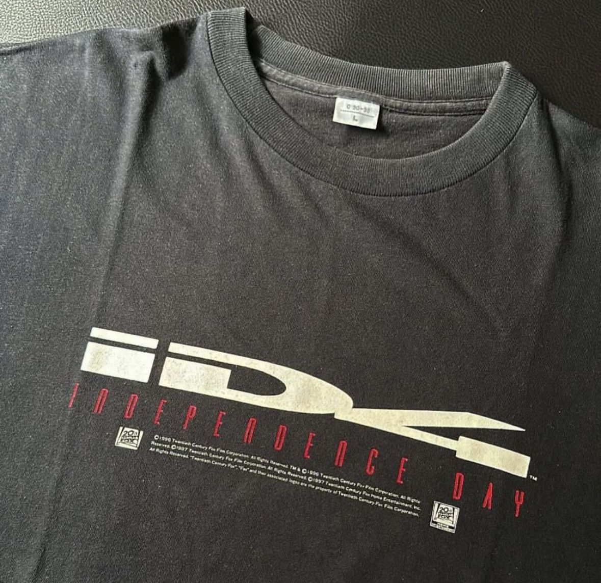 Vintage VTG Independence Day promo tee (1996) / vintage film tee Size US L / EU 52-54 / 3 - 1 Thumbnail