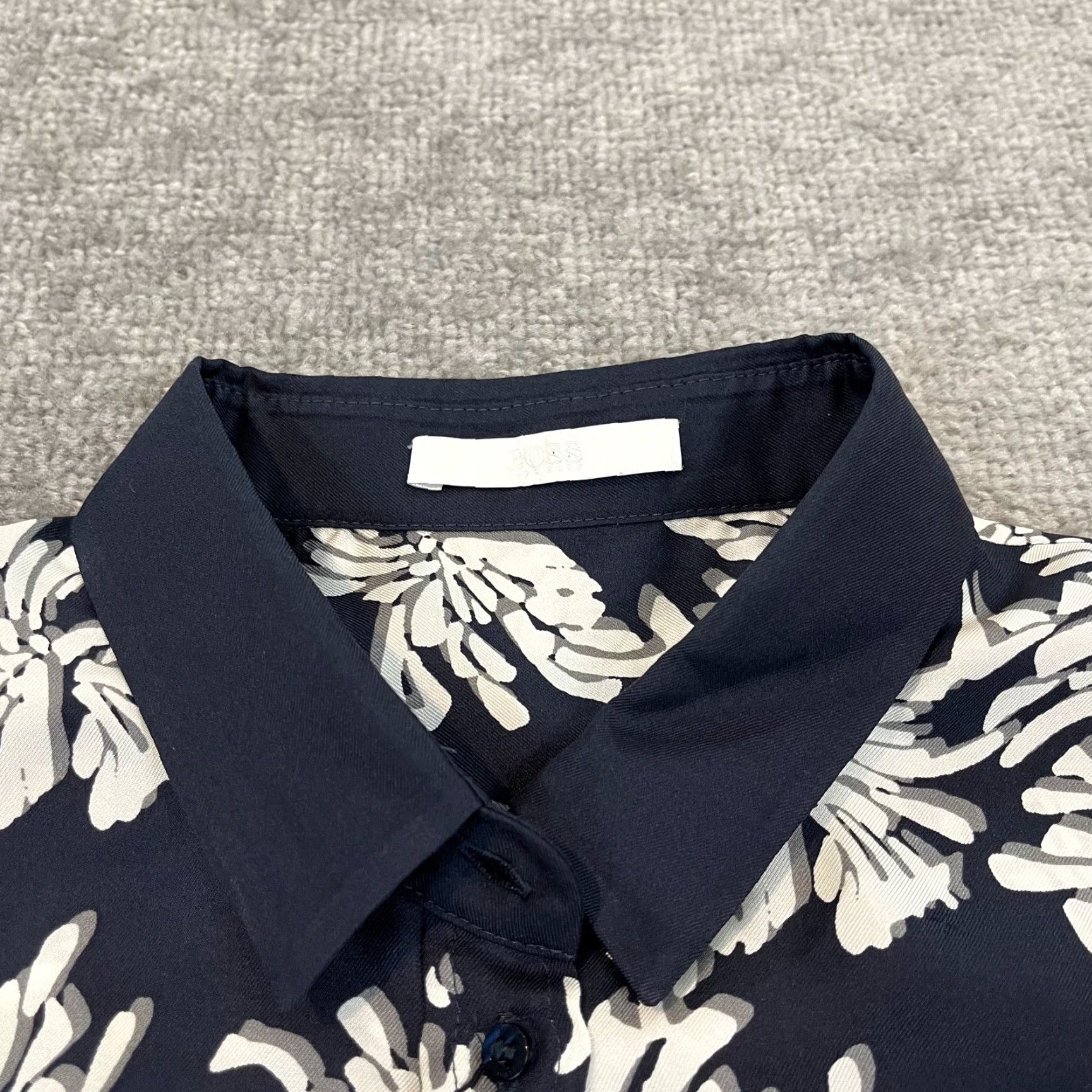 Hugo Boss HUGO BOSS Long Sleeve Button-Up Shirt Women's M Multicolor Floral Silk Casual Size M / US 6-8 / IT 42-44 - 2 Thumbnail
