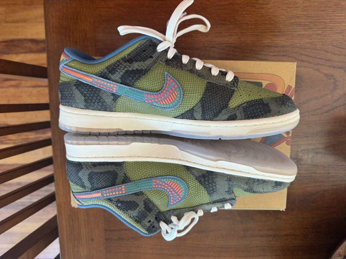 Nike Nike dunk Siempre Familia Size US 11 / EU 44 - 4 Thumbnail