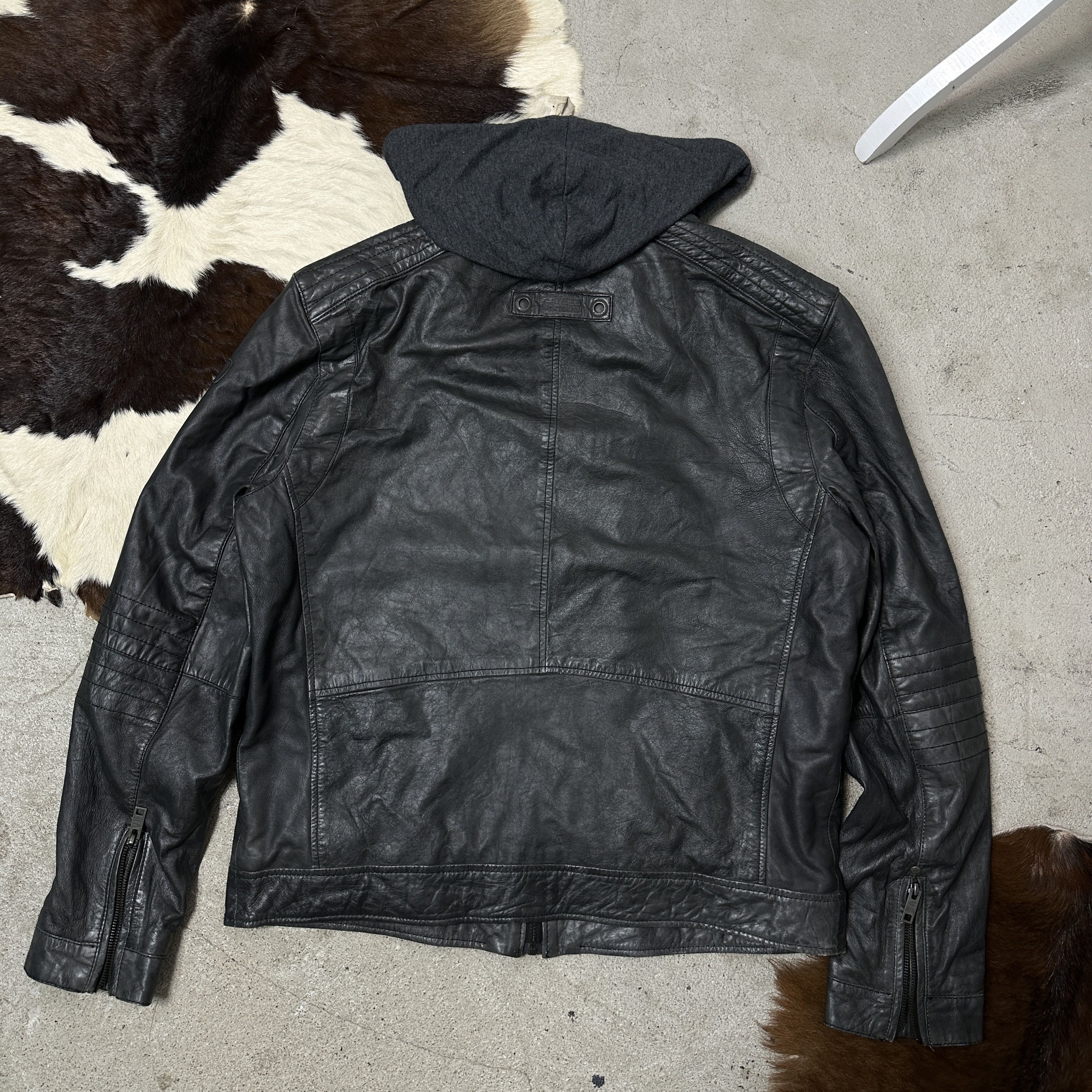 Vintage Vintage Leather Oversize Grunge Biker Moto Jacket 00s Size US XL / EU 56 / 4 - 7 Thumbnail