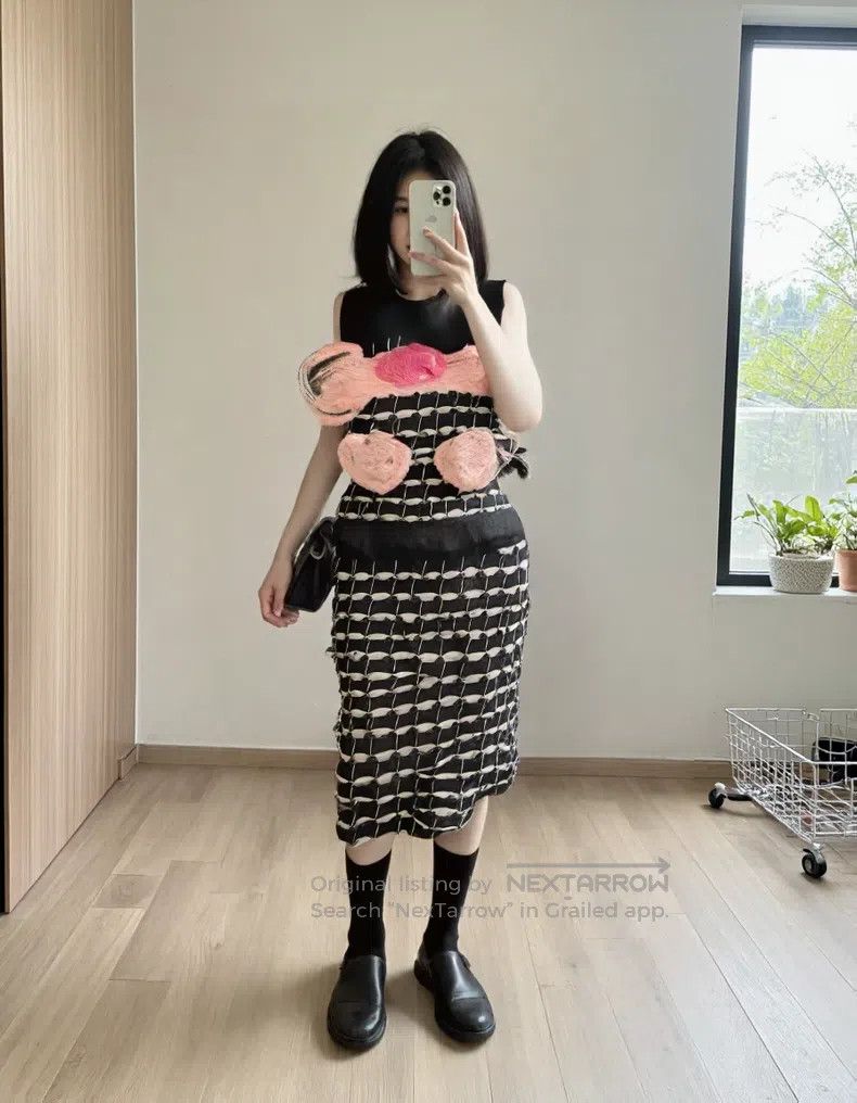 Versace Versace Black and white dress Size M / US 6-8 / IT 42-44 - 8 Thumbnail