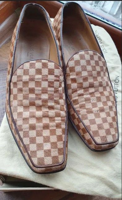 Louis Vuitton LOUIS VUITTON Loafer Brown Pony Hair LV Dice Logo Charm Size US 9 / EU 42 - 5 Thumbnail