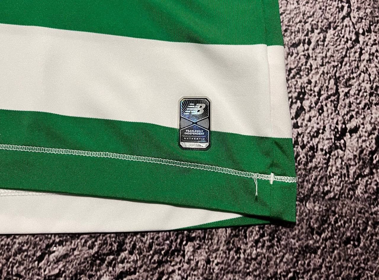 Other Celtic New Balance Football Jersey Shirt 2013-15 New Balance Size US XL / EU 56 / 4 - 4 Thumbnail