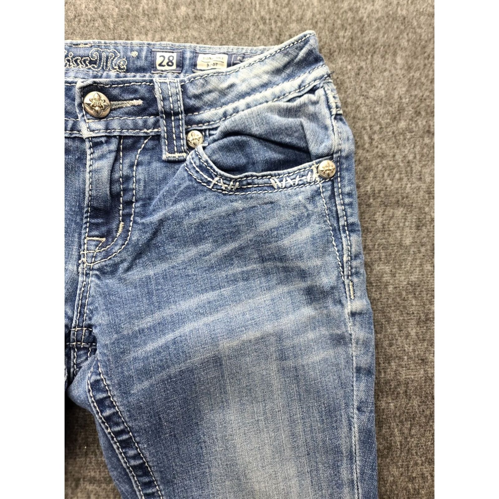 Miss Me Miss Me Jeans Womens 28 Fleur De Lis Boot Cut Embroidered Rhinestone Western Cowgirlcore Denim Blue 5-Pocket Regular Inseam 32" Rise Low. Size 28" / US 6 / IT 42 - 4 Thumbnail