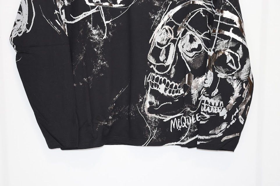Alexander McQueen o1rshd1 Large Skull Logo T-Shirt in Black Size US S / EU 44-46 / 1 - 4 Thumbnail