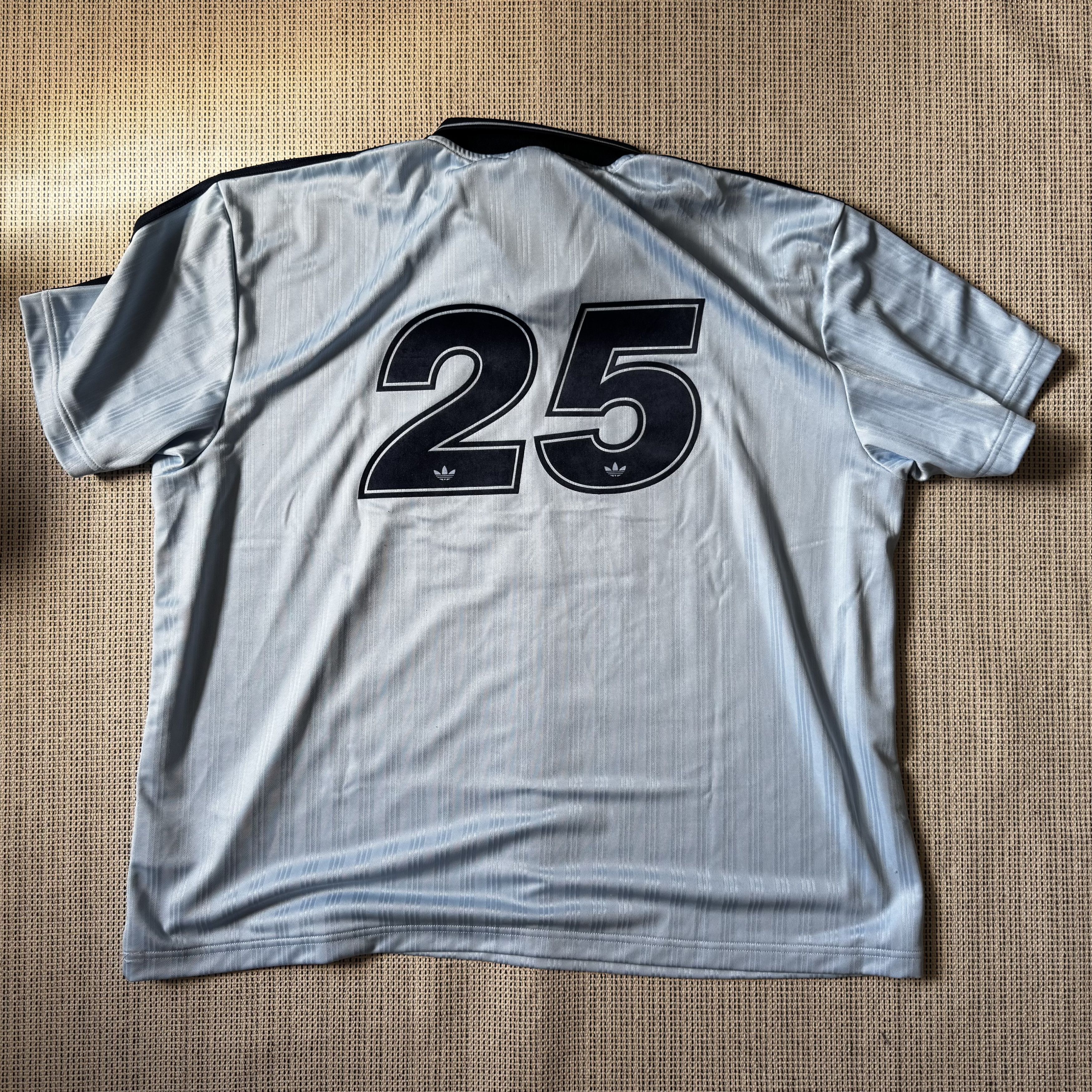 Band Tees 100% Authentic OASIS adidas Live 25 Football Shirt