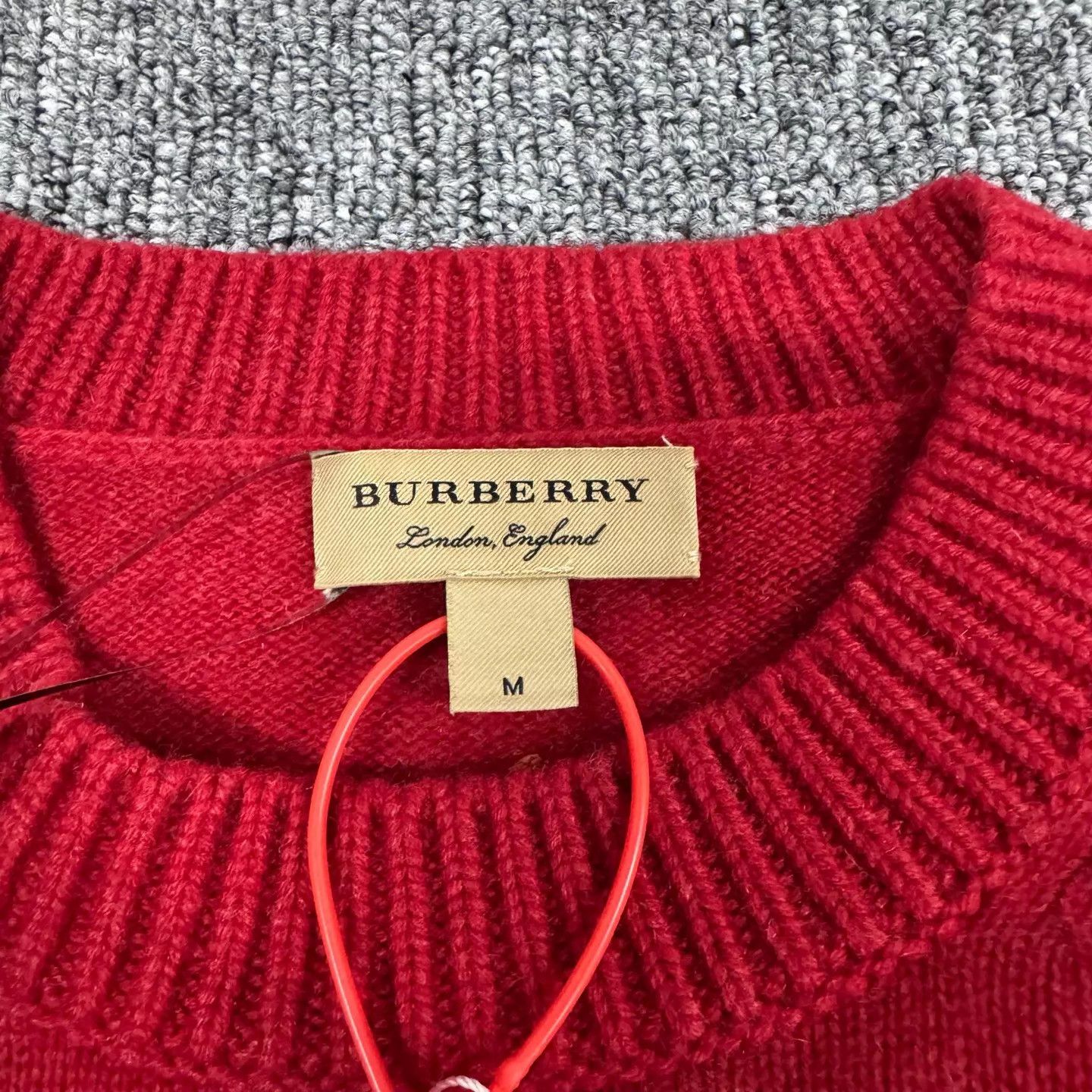 Burberry Burberry Red Horseferry Embroidered Wool Sweater M 99New Size M / US 6-8 / IT 42-44 - 5 Thumbnail