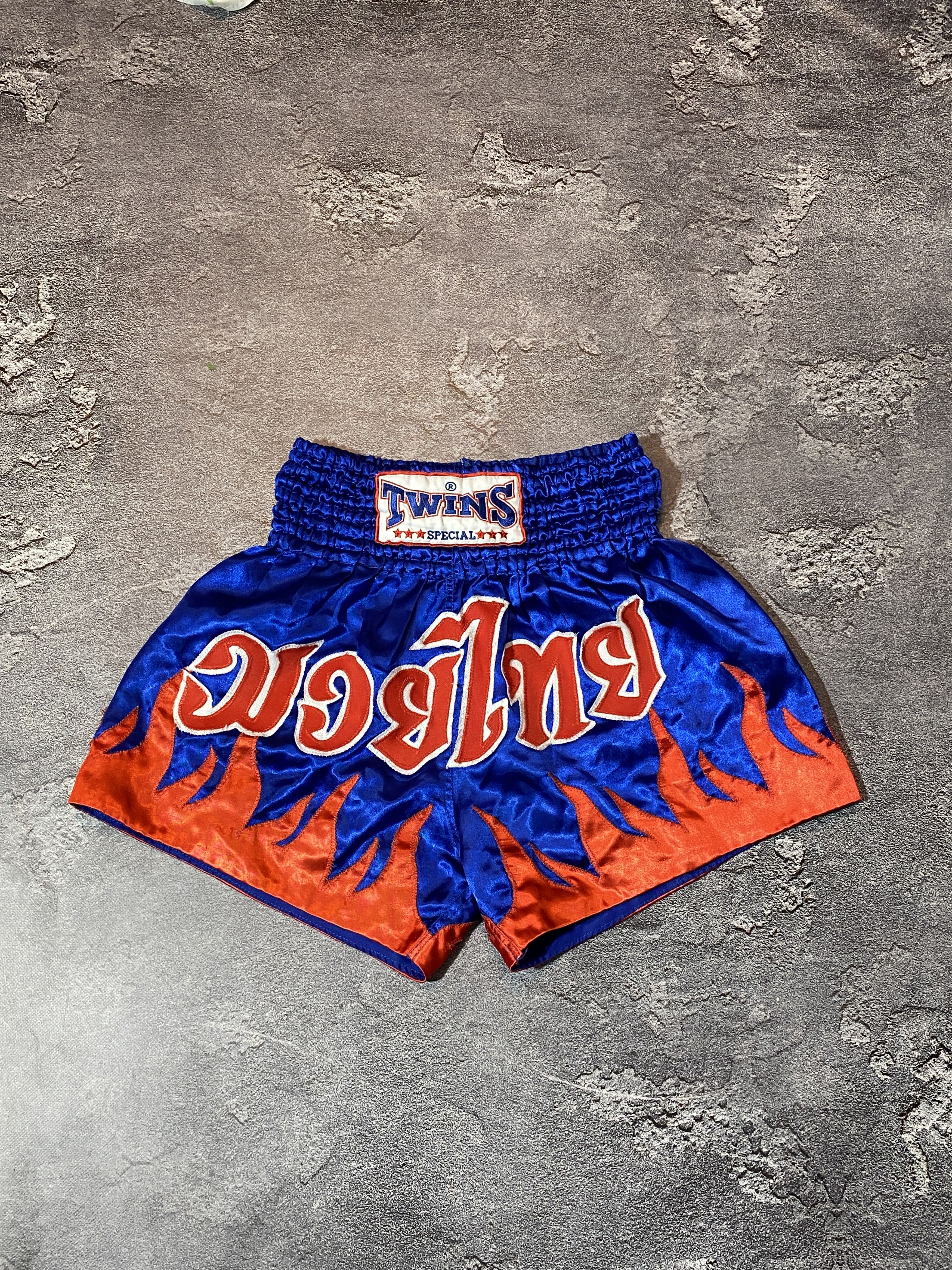 Japanese Brand Vintage 90s Twins Muay Thai Fire Shorts Size US 34 / EU 50 - 1 Thumbnail