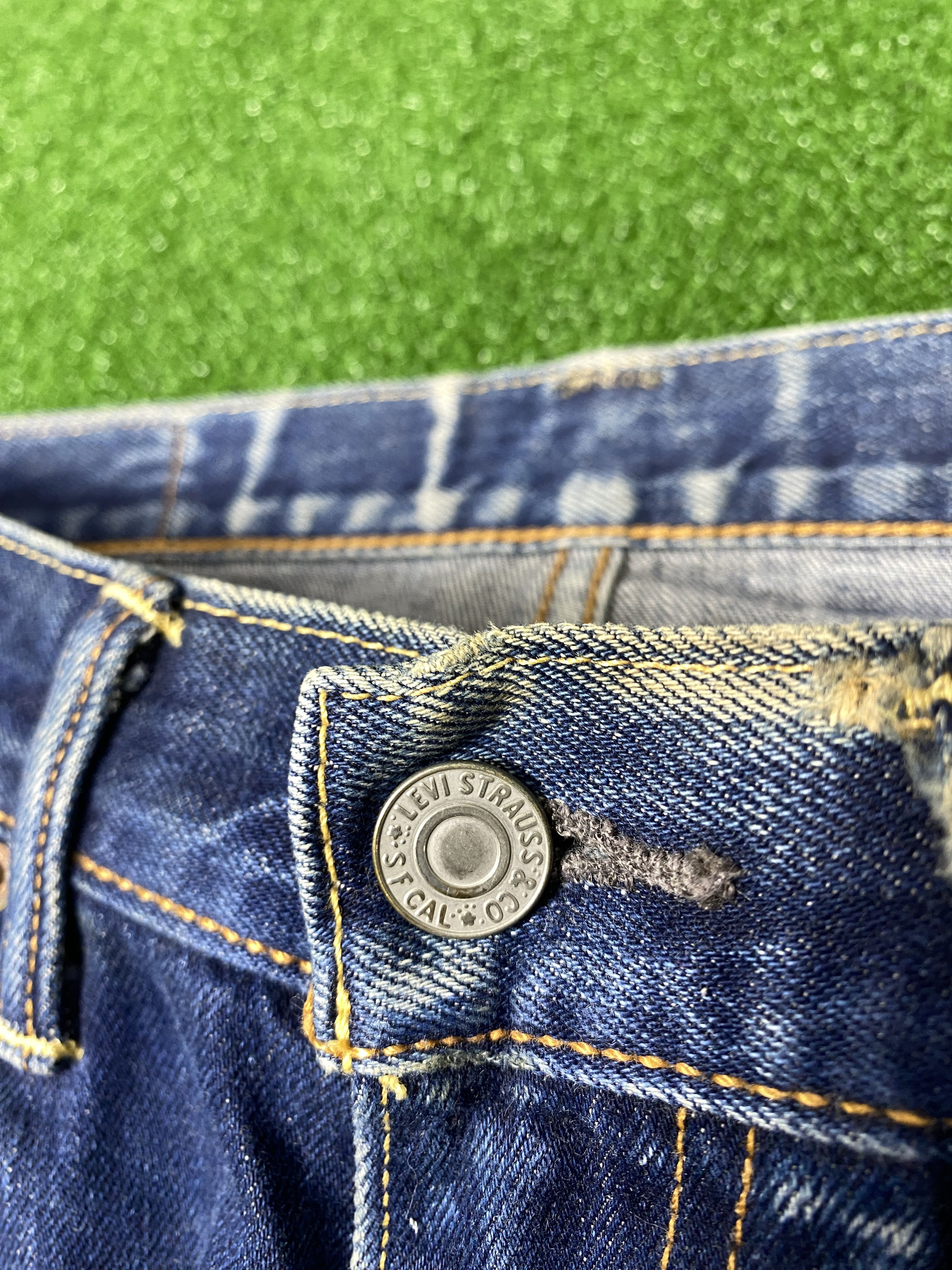 Levi's Vintage Levi's 503 Distressed Faded Blue Jeans CP0033 Size US 32 / EU 48 - 4 Thumbnail