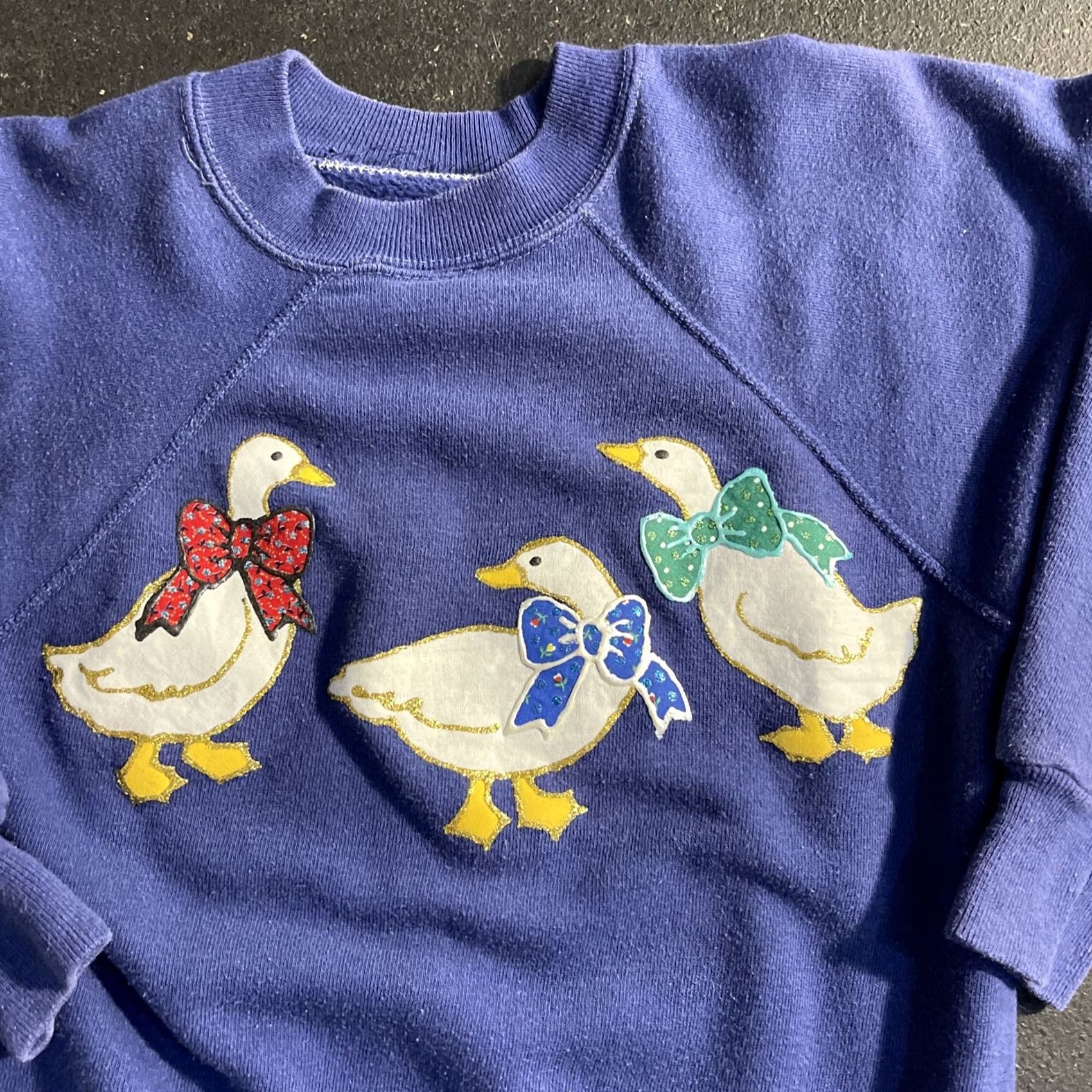 Vintage VINTAGE Raglan Sweatshirt Made In USA 50/50 Size Small Blue Hand Embroidered 1 Of 1 Size S / US 4 / IT 40 - 2 Thumbnail