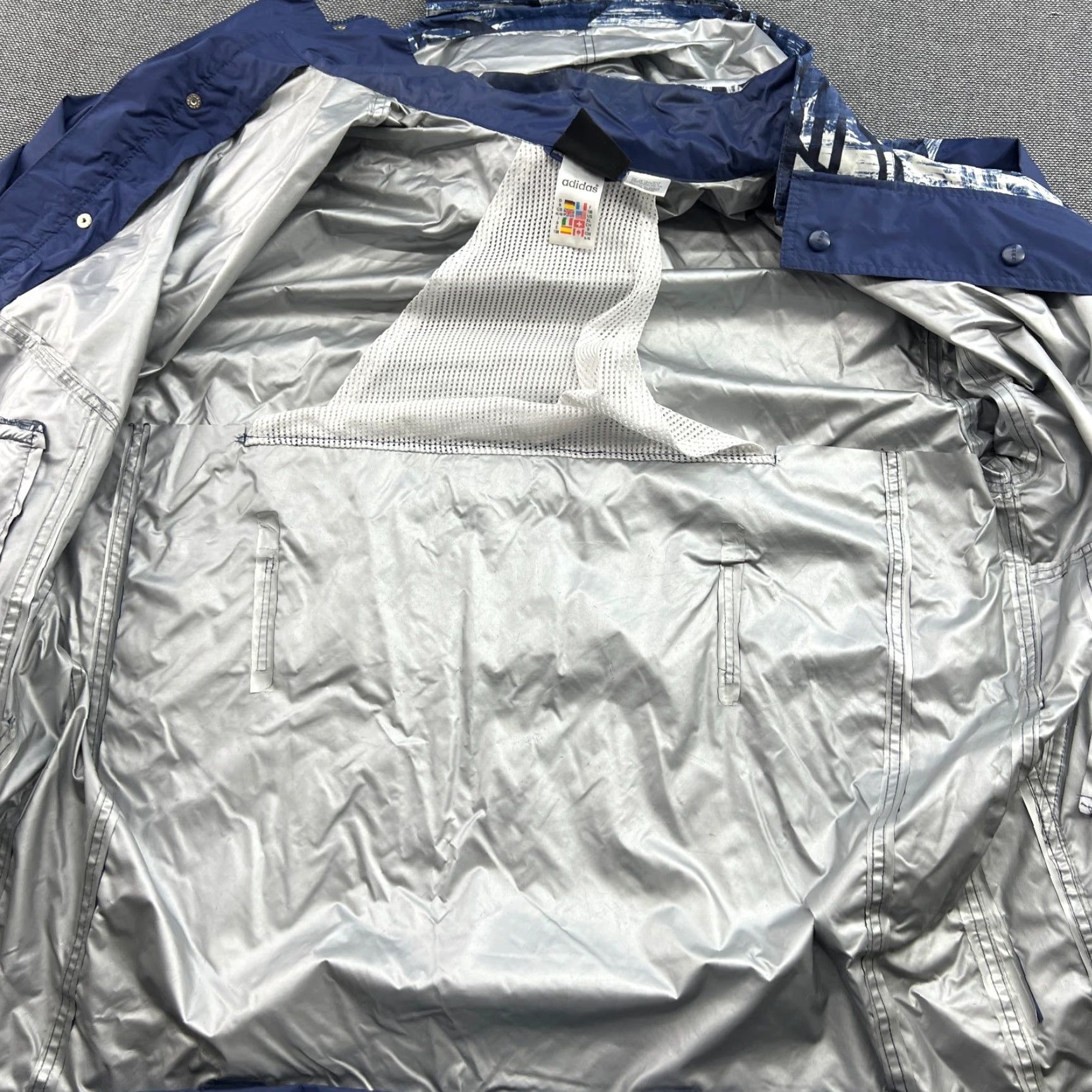 Adidas Adidas Windbreaker Jacket Mens XL Blue 90s Hooded Trefoil Zip Full Zip Water Resistant Pockets Casual Velocity Size US XL / EU 56 / 4 - 6 Thumbnail