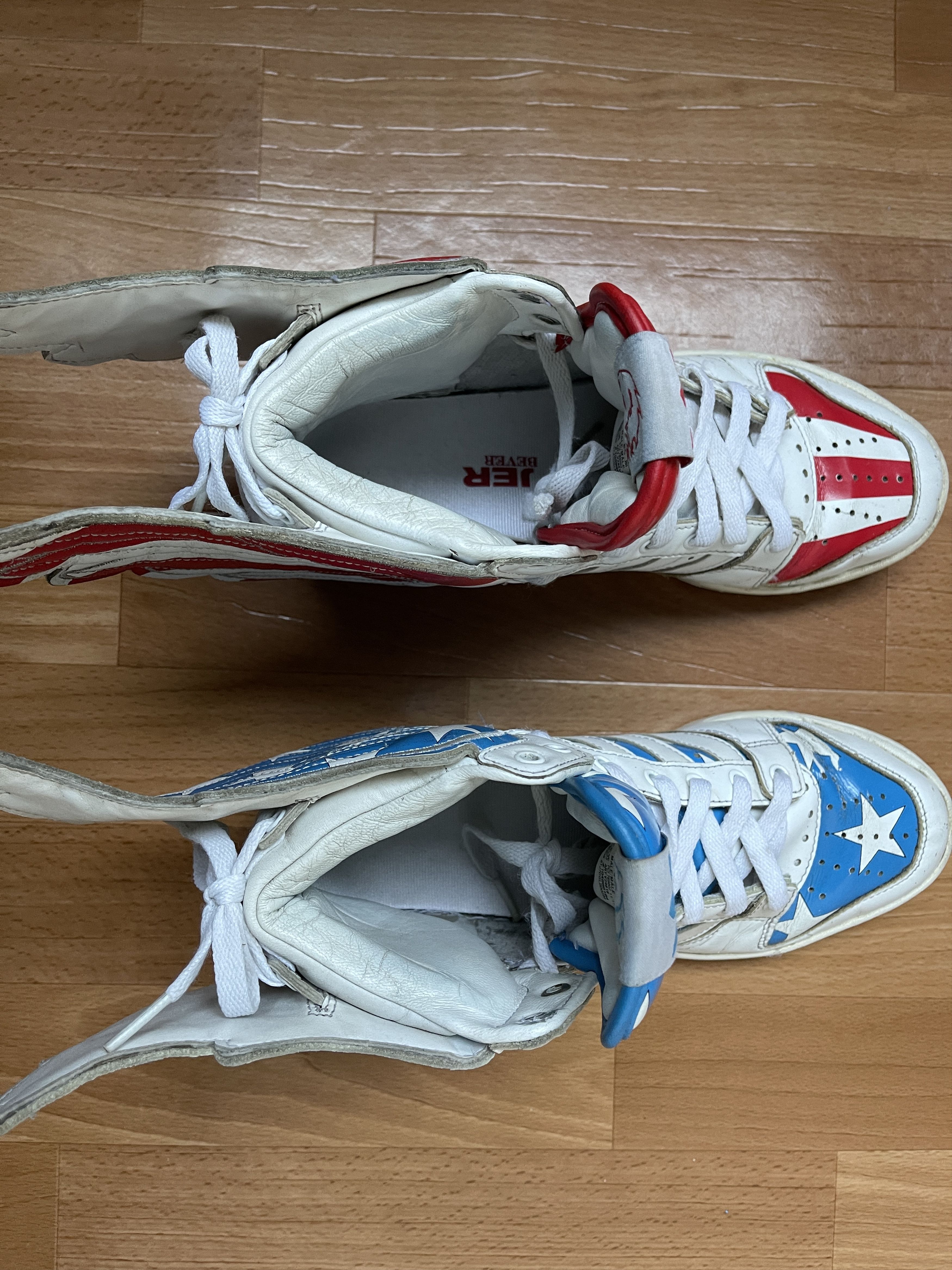 Adidas × Jeremy Scott Adidas Jeremy Scott Wings 2.0 FLAG Stars and Stripes V24619 Size US 7.5 / EU 40-41 - 12 Thumbnail