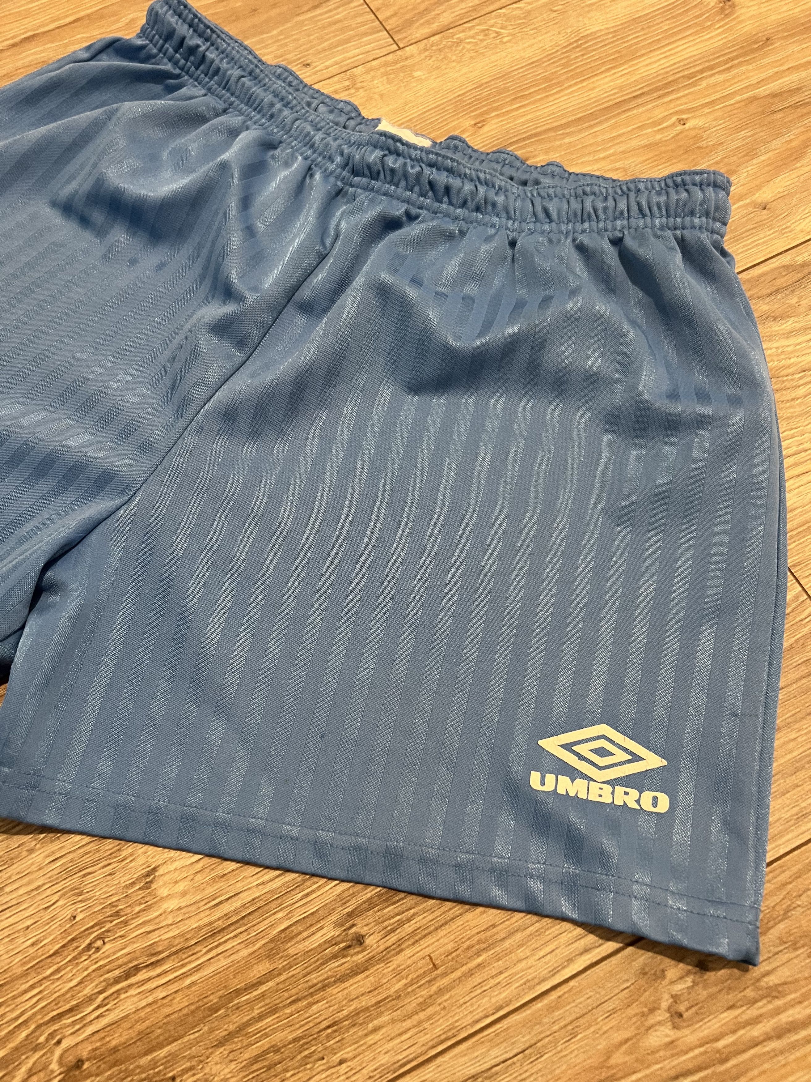 Umbro Vintage Shorts Umbro Soccer Jersey Blue Size US 33 - 2 Thumbnail