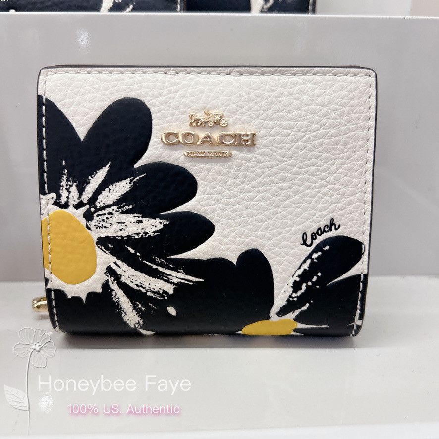 Coach Snap Wallet With Floral Print CZ603 Size ONE SIZE - 1 Thumbnail