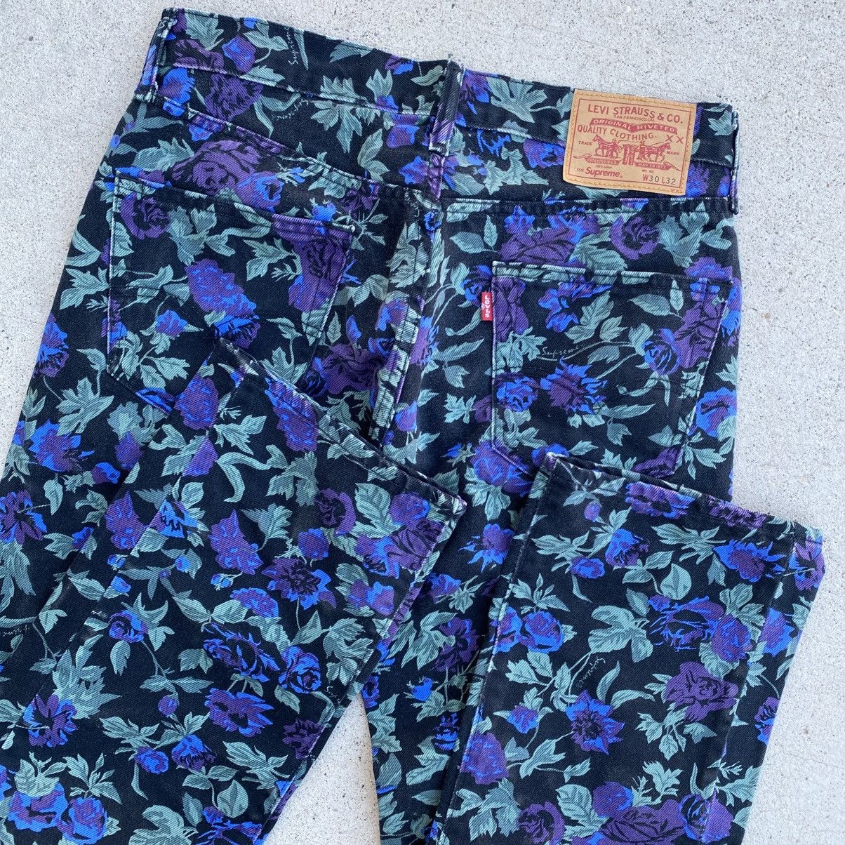 Levi's × Supreme Supreme Levis 505 Floral Denim Jeans Black 2016 Grunge 30x32 Size US 30 / EU 46 - 7 Thumbnail
