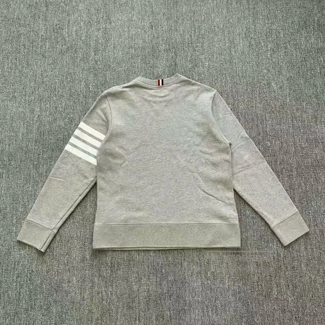 Thom Browne throm browne gray four. Size US L / EU 52-54 / 3 - 2 Thumbnail