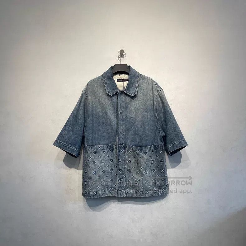 Louis Vuitton Louis Vuitton size 5l Blue Lumbering Denim Short Sleeve Shi Size US M / EU 48-50 / 2 - 1 Thumbnail