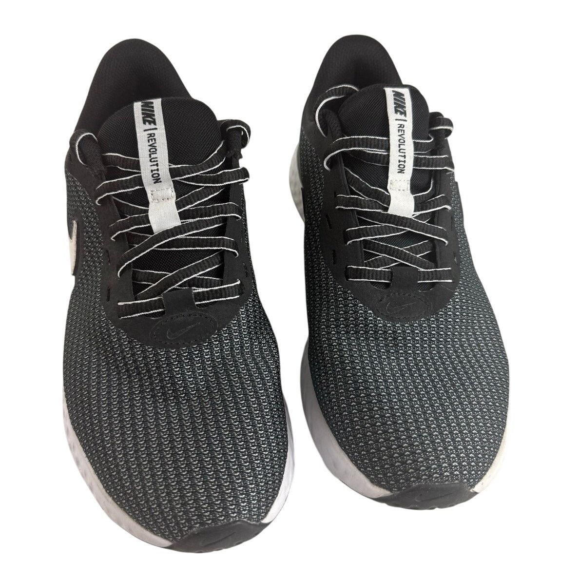 Nike Nike Revolution Size 7 Women's Pre-Owned Size US 7 / IT 37 - 1 Thumbnail