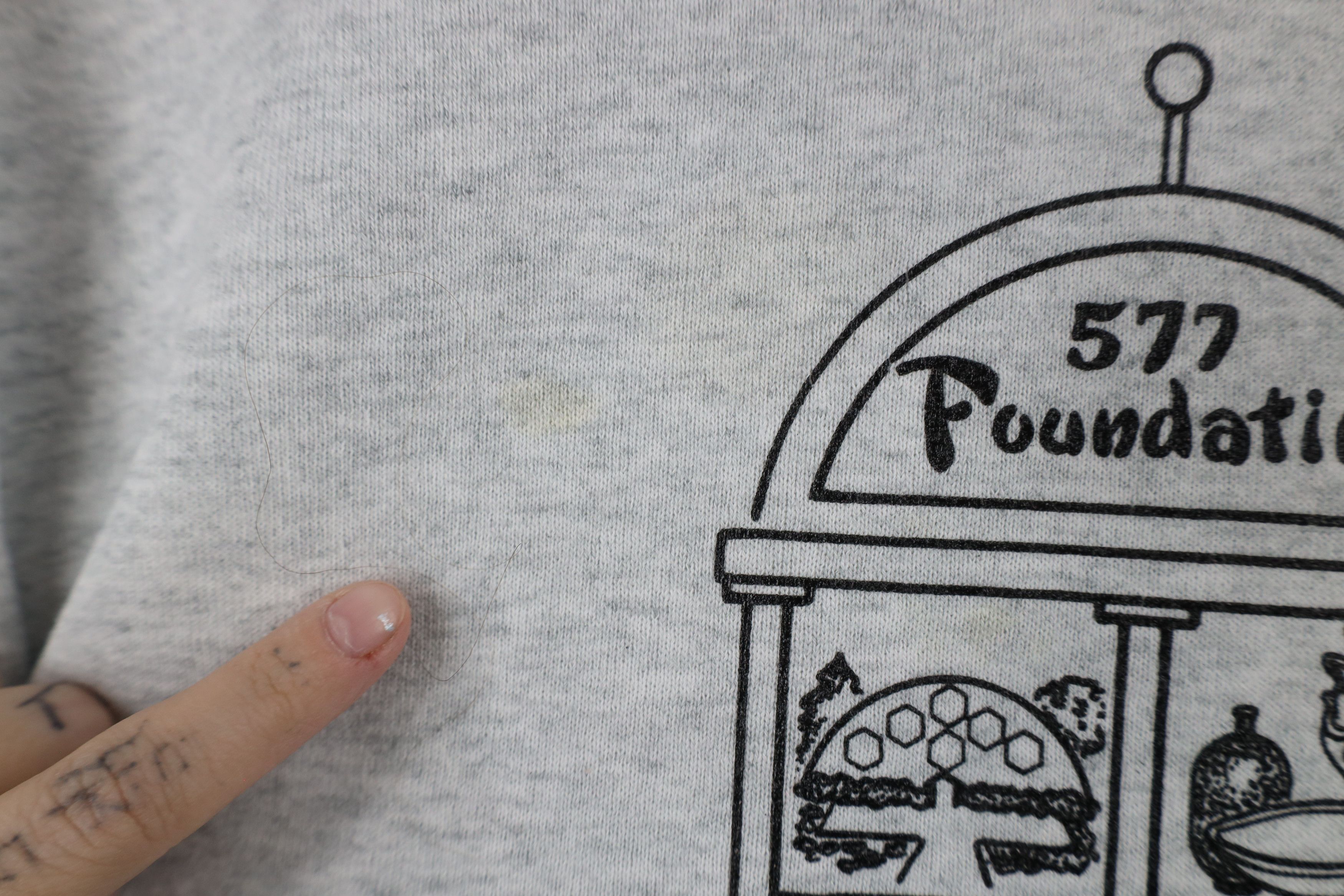 Vintage Vintage 90s Nature Center Crewneck Sweatshirt Heather Gray Size US XL / EU 56 / 4 - 8 Thumbnail