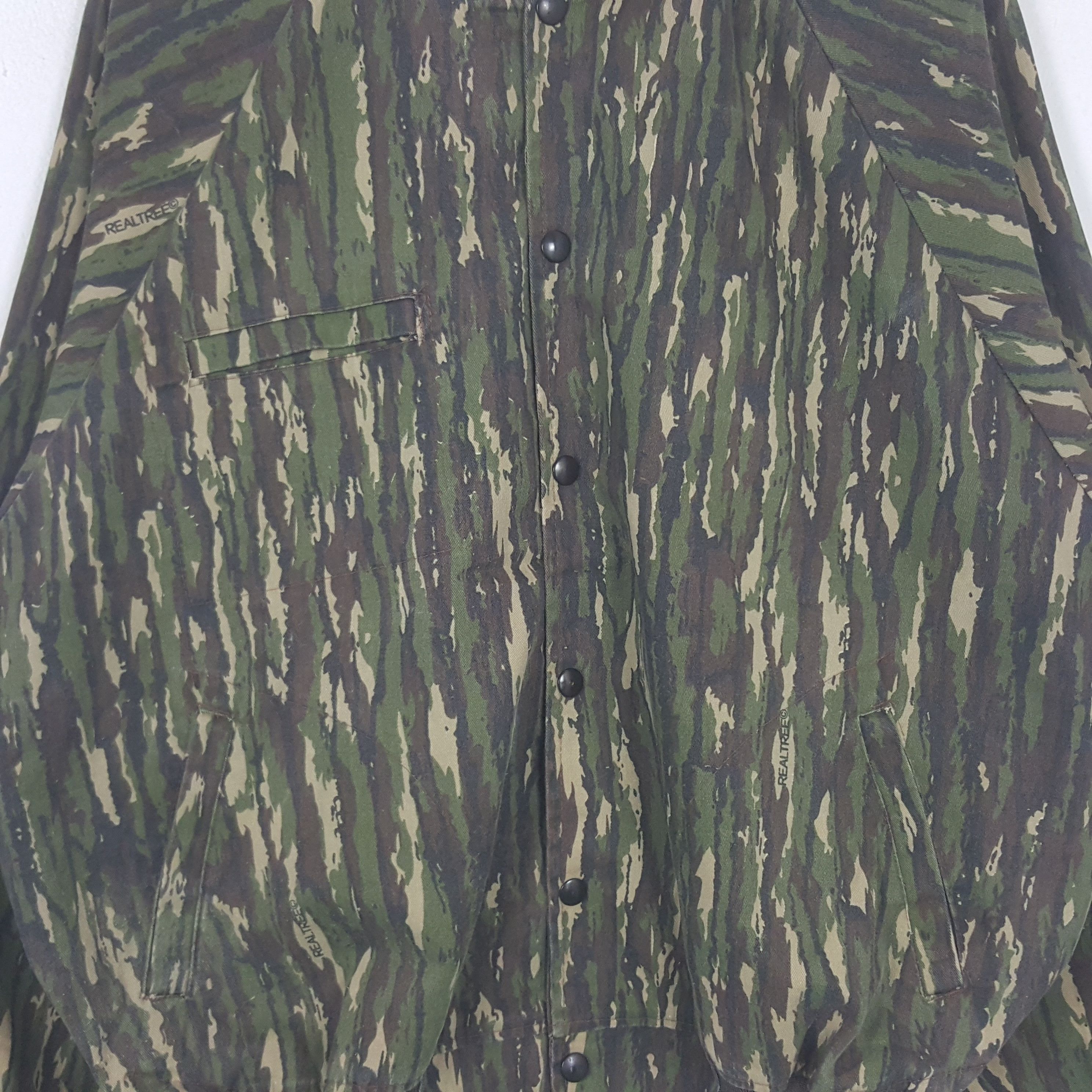 Japanese Brand Vintage Real Tree Bombers Zipper Jacket RR10 Size US XL / EU 56 / 4 - 2 Thumbnail