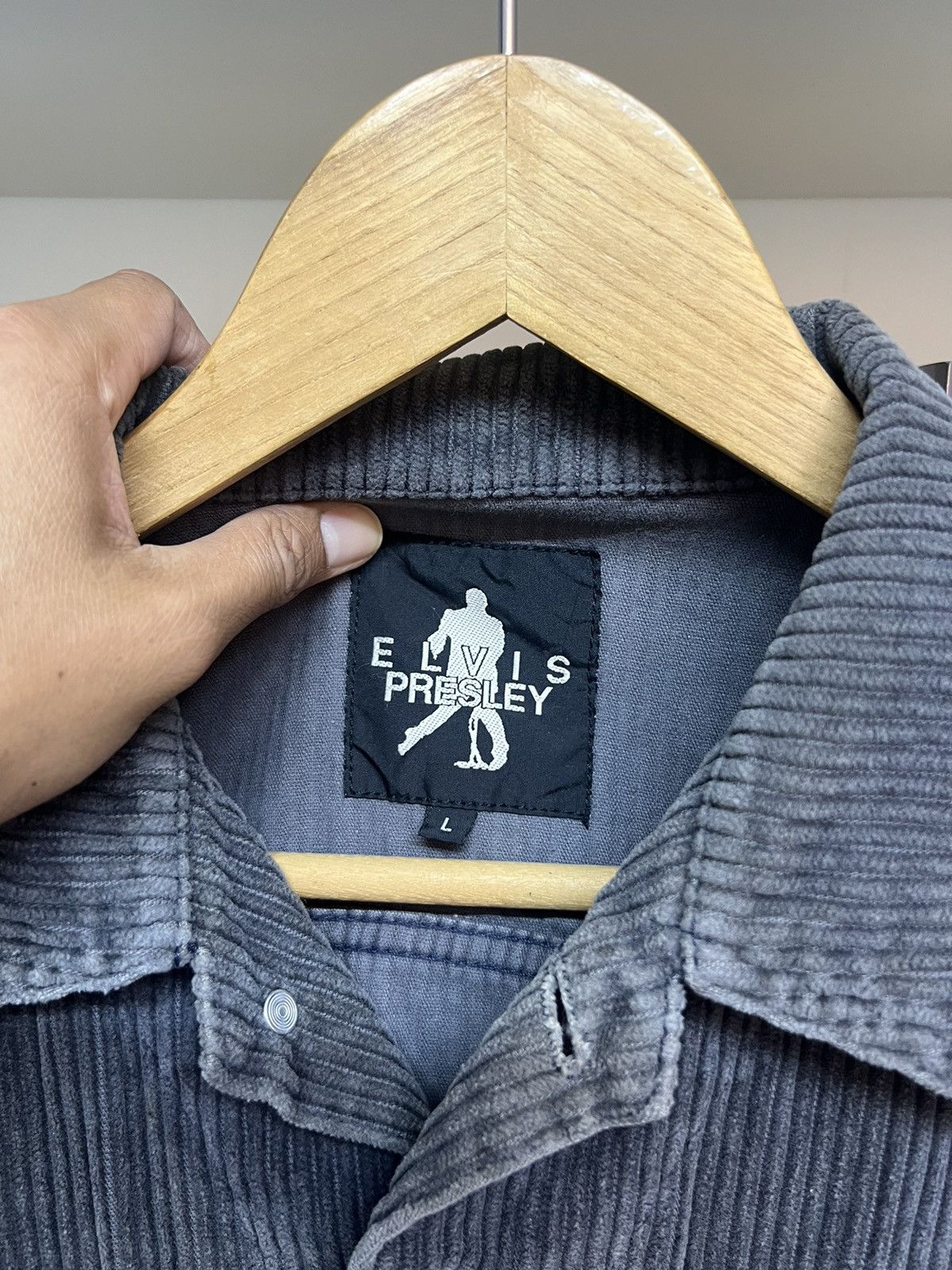 Band Tees Elvis Presley Corduroy Trucker Jacket Size US L / EU 52-54 / 3 - 8 Thumbnail