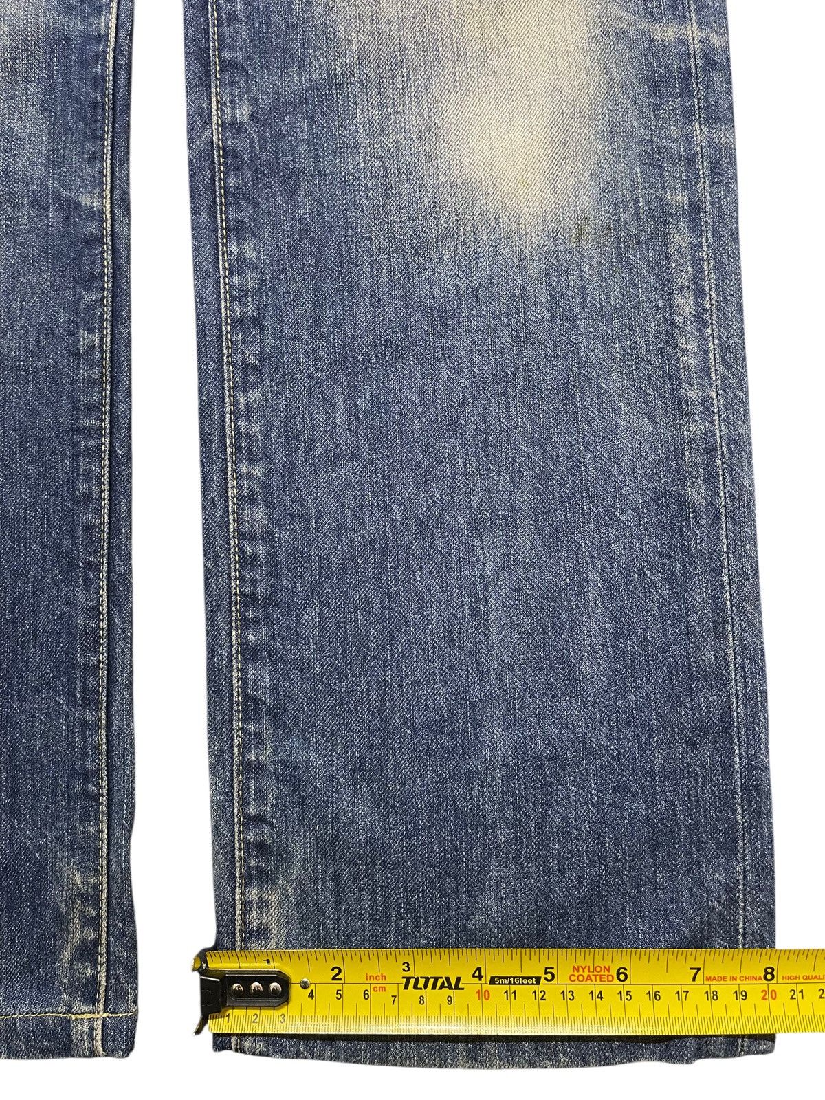 Uniqlo Vintage Japan Uniqlo Mud Wash Whiskers Distress Loose Jeans Size US 32 / EU 48 - 16 Thumbnail