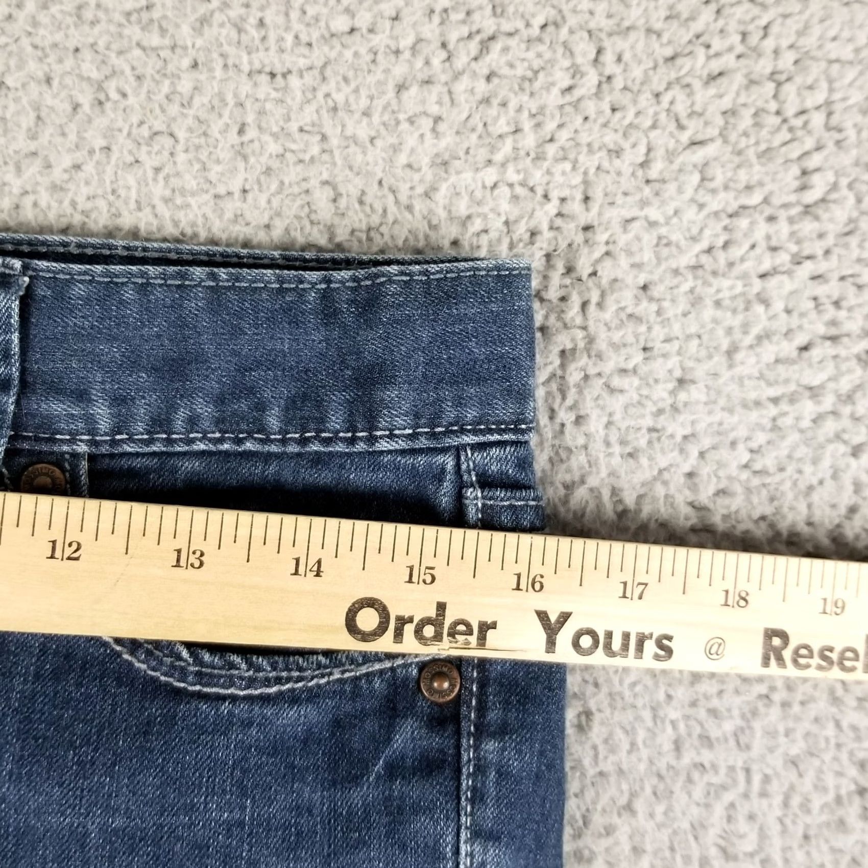 Mossimo Mossimo Supply Co Jeans Juniors 7 Crop Mid Rise Blue Denim Cuffed Whiskers 30X21 Womens Girls Knit Denim Zip Button - Size 28" / US 6 / IT 42 - 3 Thumbnail