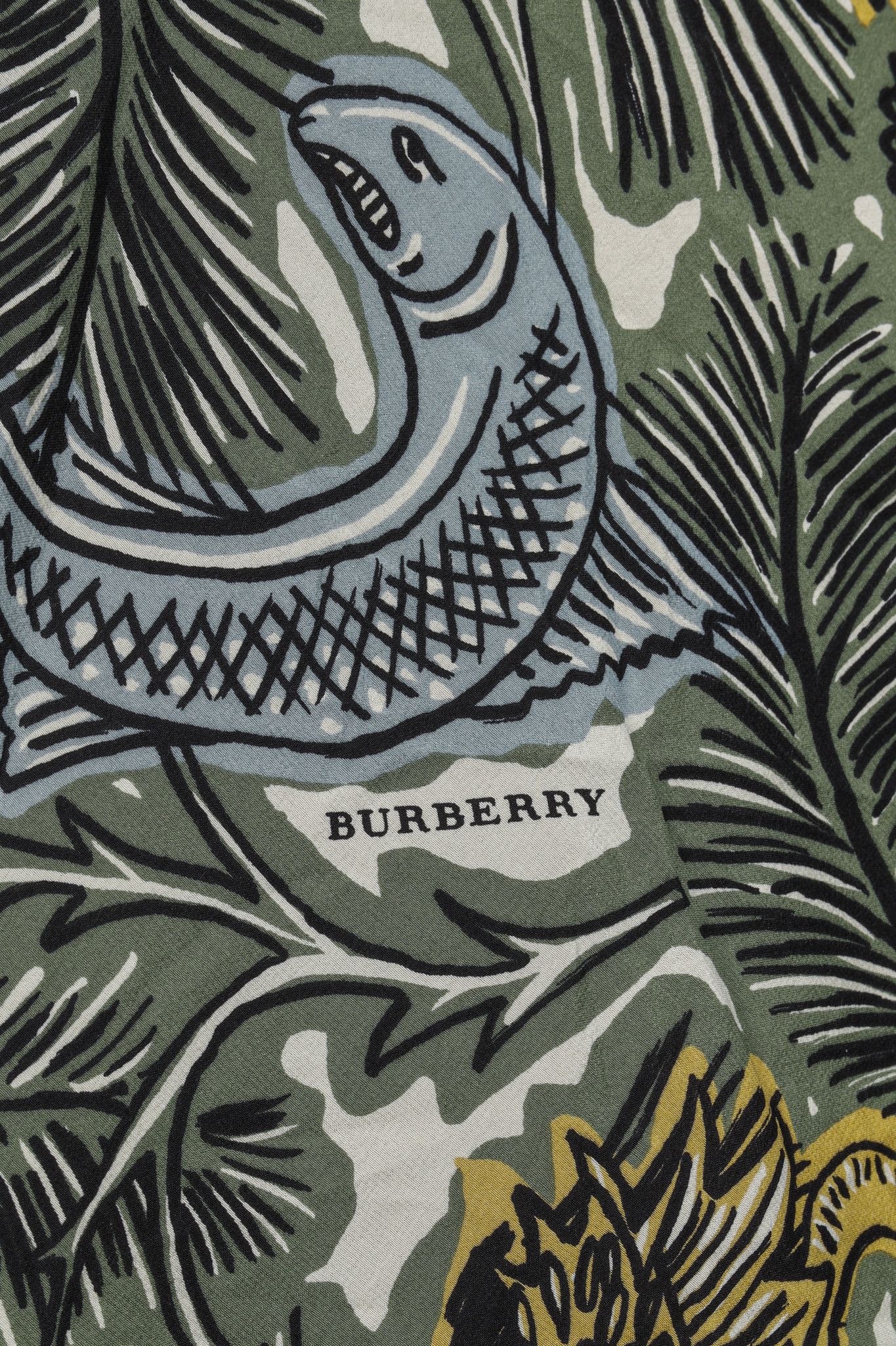 Burberry Burberry 2017 Beasts Green Beasts-Print Silk Maxi Dress Size S / US 4 / IT 40 - 6 Thumbnail