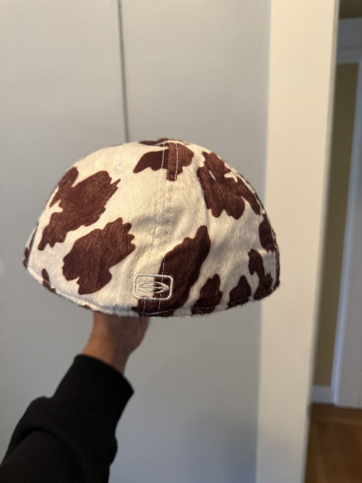 Other YVL Fitted Hat in Cow Hide Size ONE SIZE - 7 Thumbnail