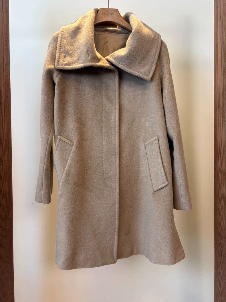 Max Mara Max Mara Italian wool coat Size XL / US 12-14 / IT 48-50 - 1 Thumbnail
