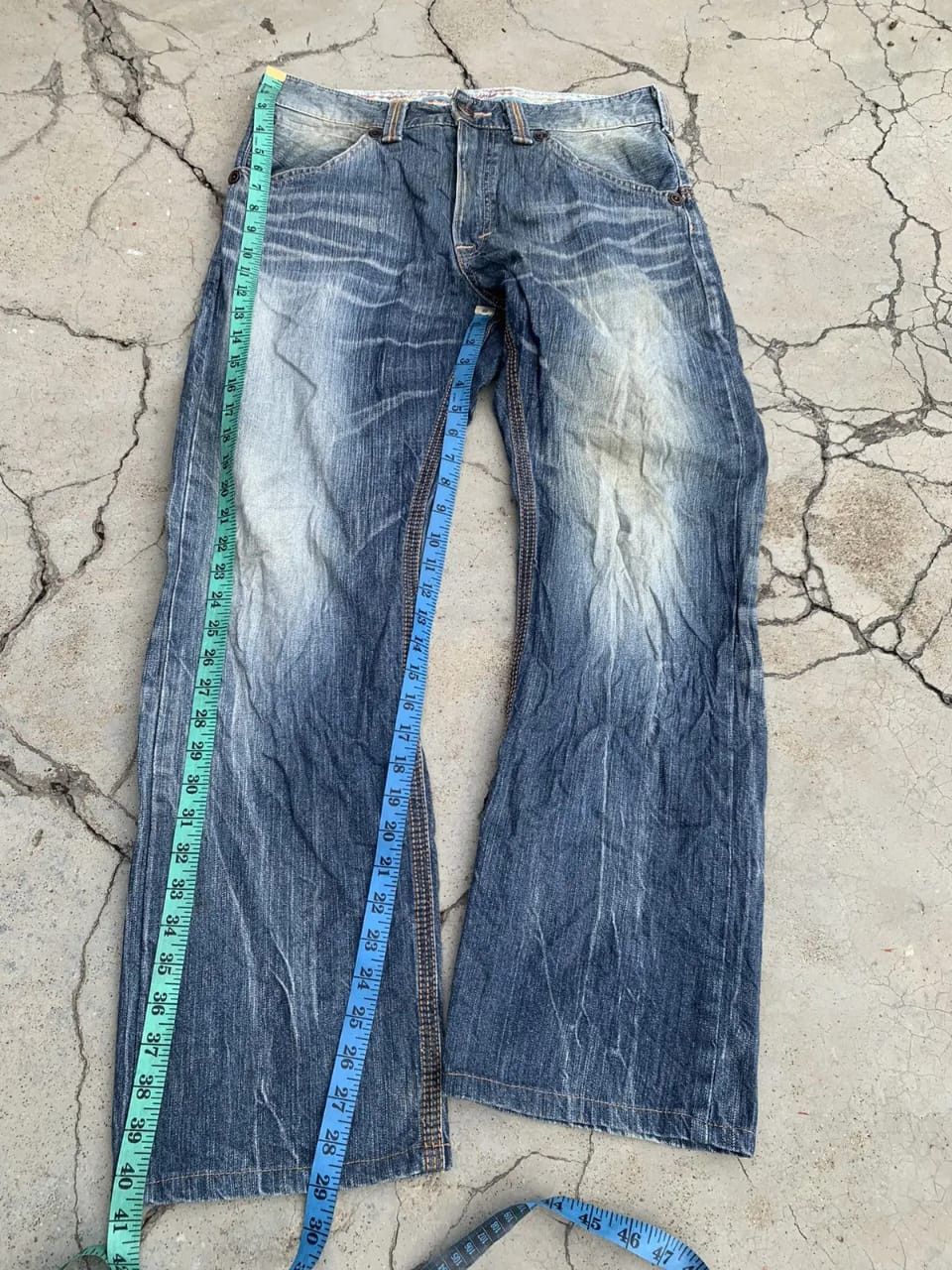 Edwin Vintage Edwin buckle back fade mud wash. Size US 33 - 6 Thumbnail