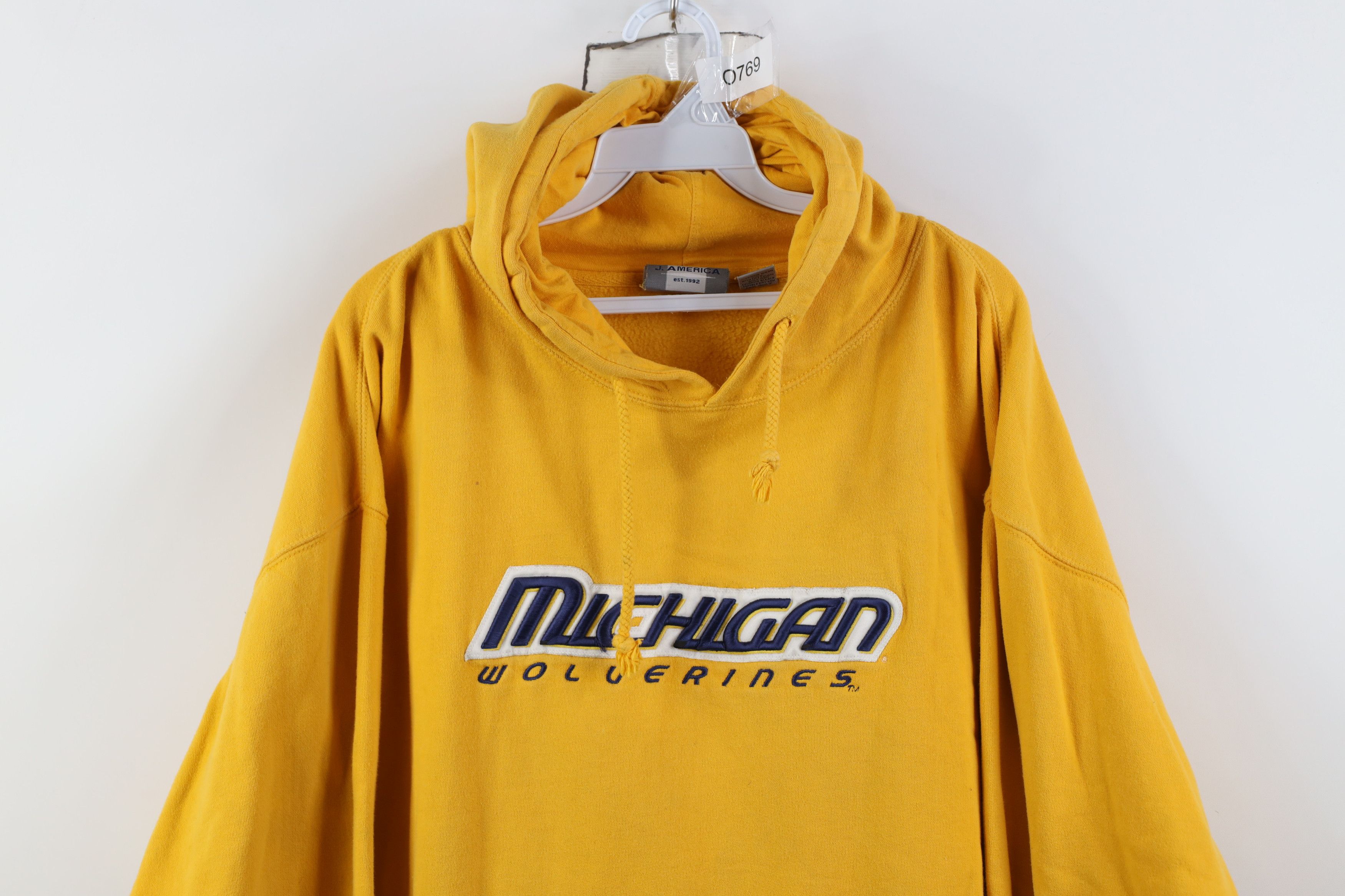 Vintage Vintage 90s Y2K University of Michigan Hoodie Sweatshirt Size US XL / EU 56 / 4 - 2 Thumbnail