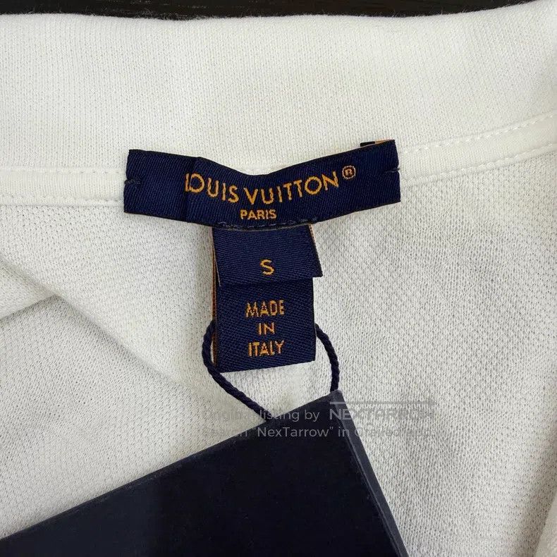 Louis Vuitton Louis Vuitton 25 White Full Print Gold Button Polo Shirt Size US S / EU 44-46 / 1 - 5 Thumbnail