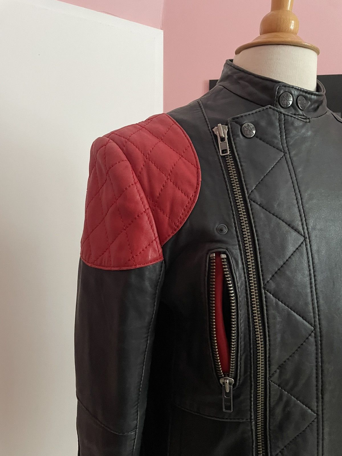 Kid Cudi × Surface To Air 2011 Surface to Air x Kid Cudi Mr. Rager Fire Leather Jacket Size US L / EU 52-54 / 3 - 5 Thumbnail
