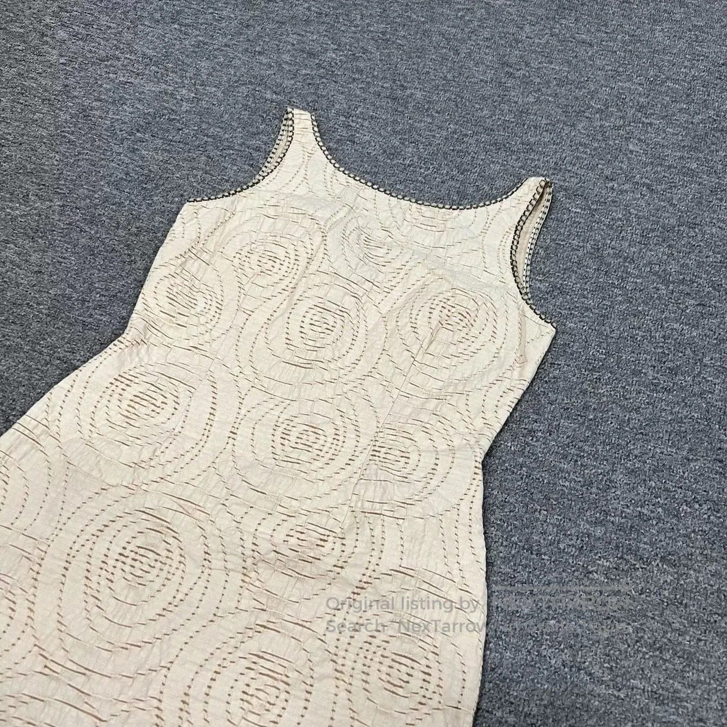 Fendi Fendi Heavy Floral Lace Sleeveless Dress. Size M / US 6-8 / IT 42-44 - 2 Thumbnail