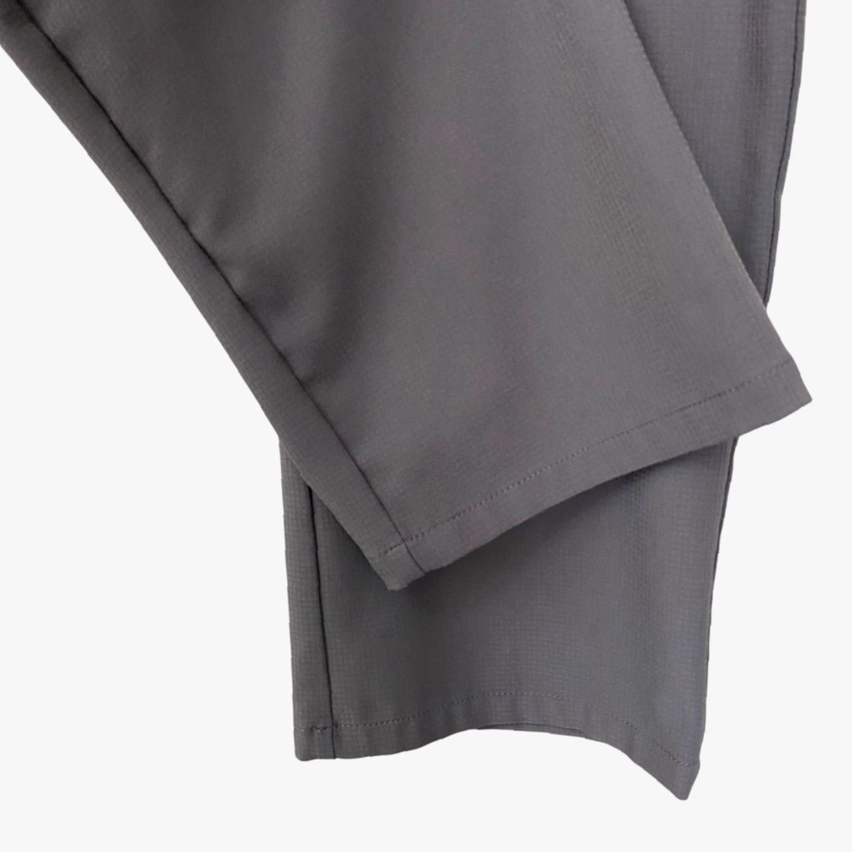 TravisMathew Travis Mathew Performance Chino Pants Gray Men's W30 Straight-Leg Golf Trousers Size US 30 / EU 46 - 7 Thumbnail