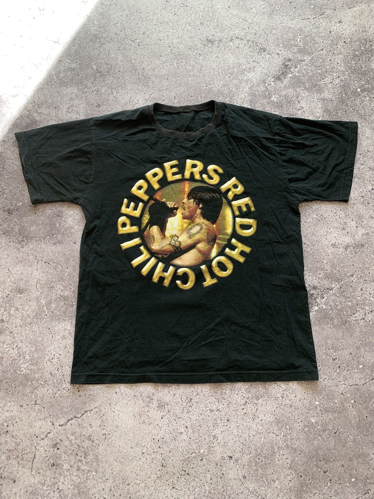 Band Tees 🔥VINTAGE 00’S RED HOT CHILL PAPERS T-SHIRT TEE Size US L / EU 52-54 / 3 - 2 Thumbnail