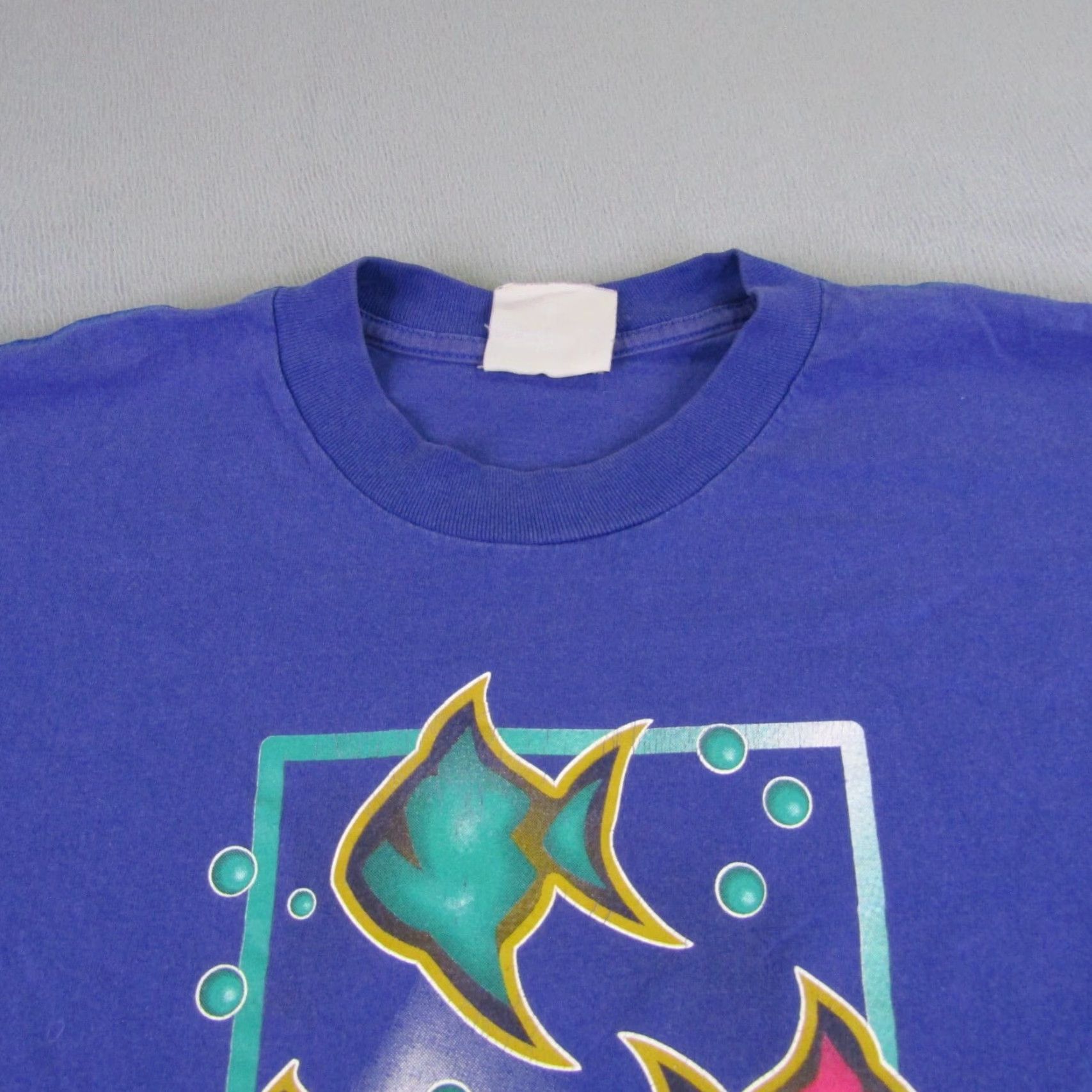 Vintage VINTAGE Carnival Cruise Shirt Mens L Blue 90s Graphic Print T-Shirt Animals Beach Crew Neck Short Sleeve Cotton Knit Logo Size US L / EU 52-54 / 3 - 3 Thumbnail