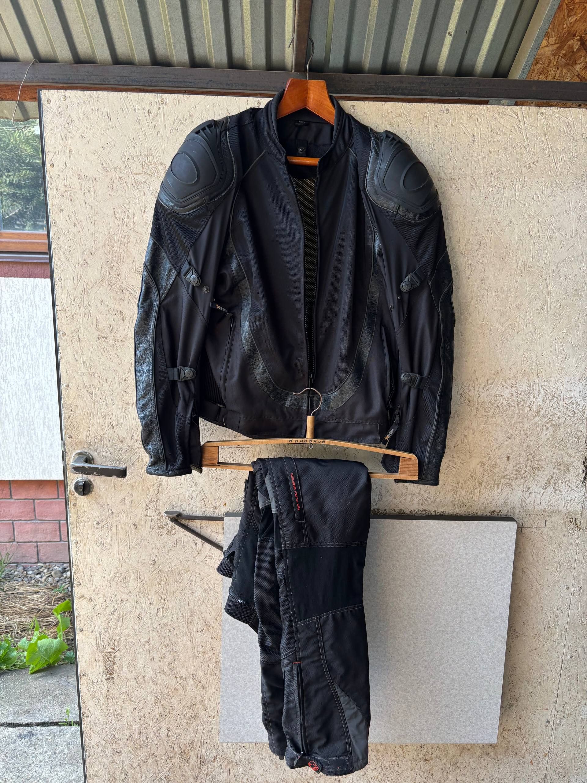 Sports Specialties Büse MOTO Racing Protect Suit Jacket+Pants+Lining IXS Size US M / EU 48-50 / 2 - 1 Thumbnail