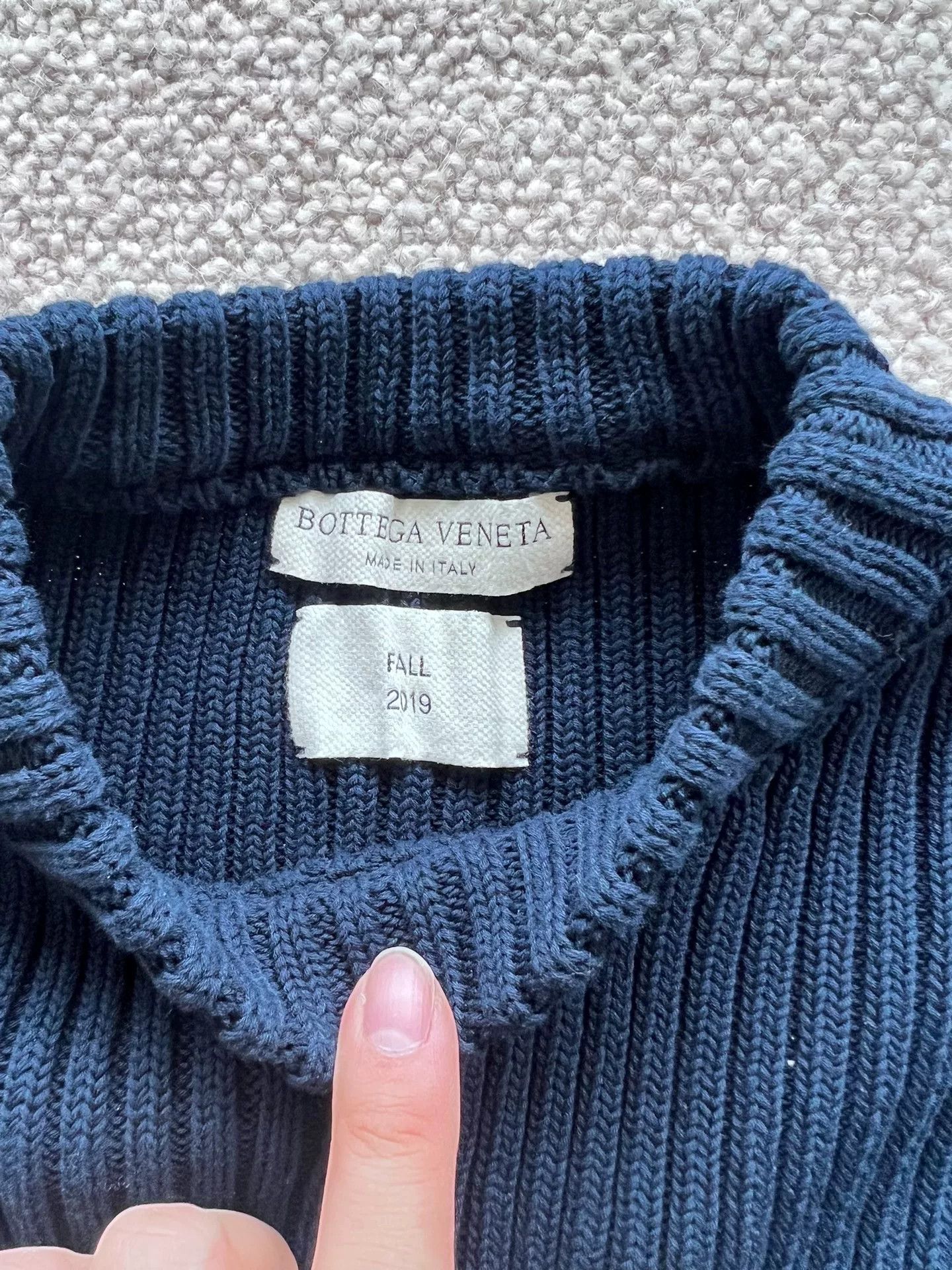 Bottega Veneta elegant navy knitted sweater by Bottega Veneta Size US L / EU 52-54 / 3 - 1 Thumbnail